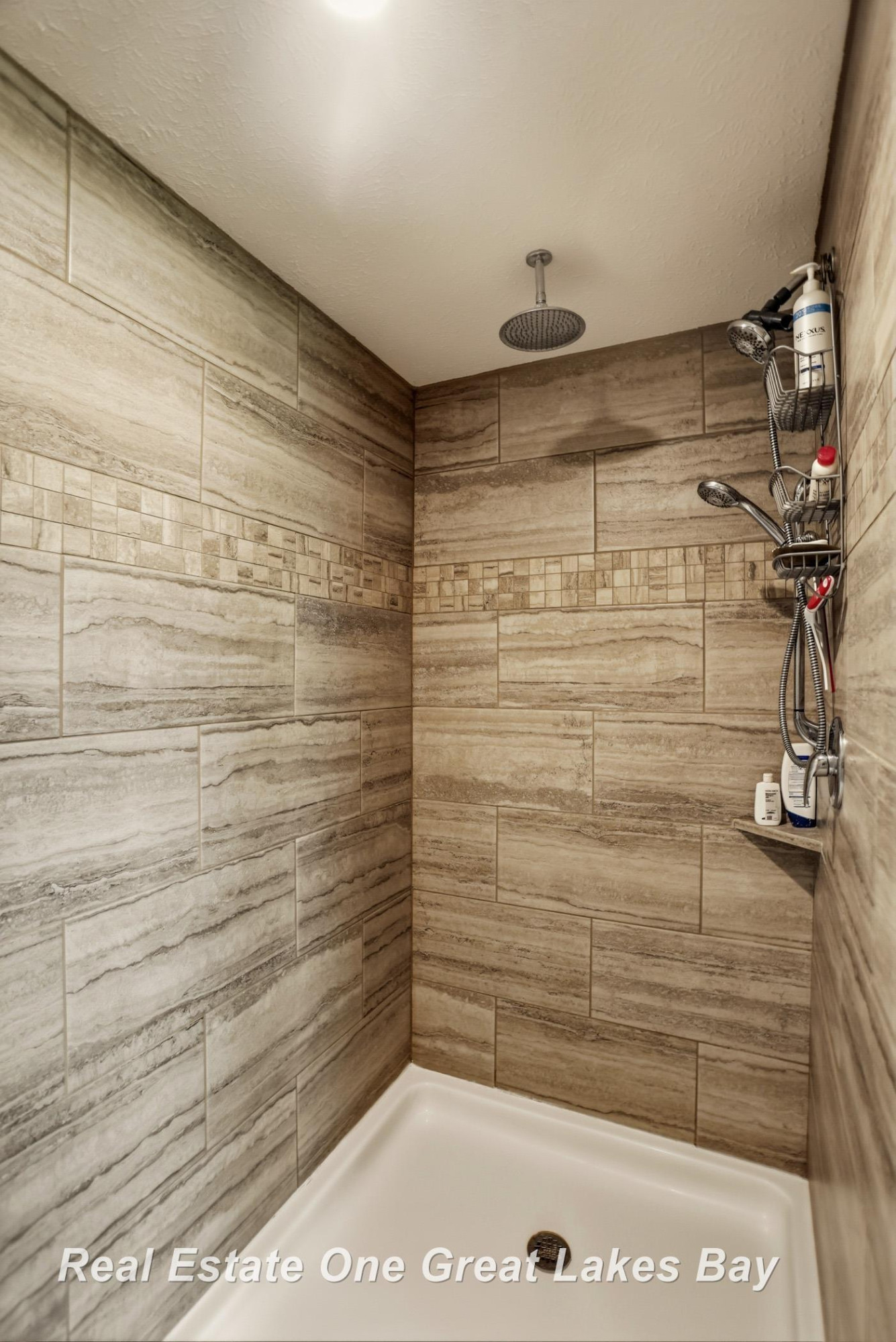 6801 Standish Road, MI 48613 — Photo 32