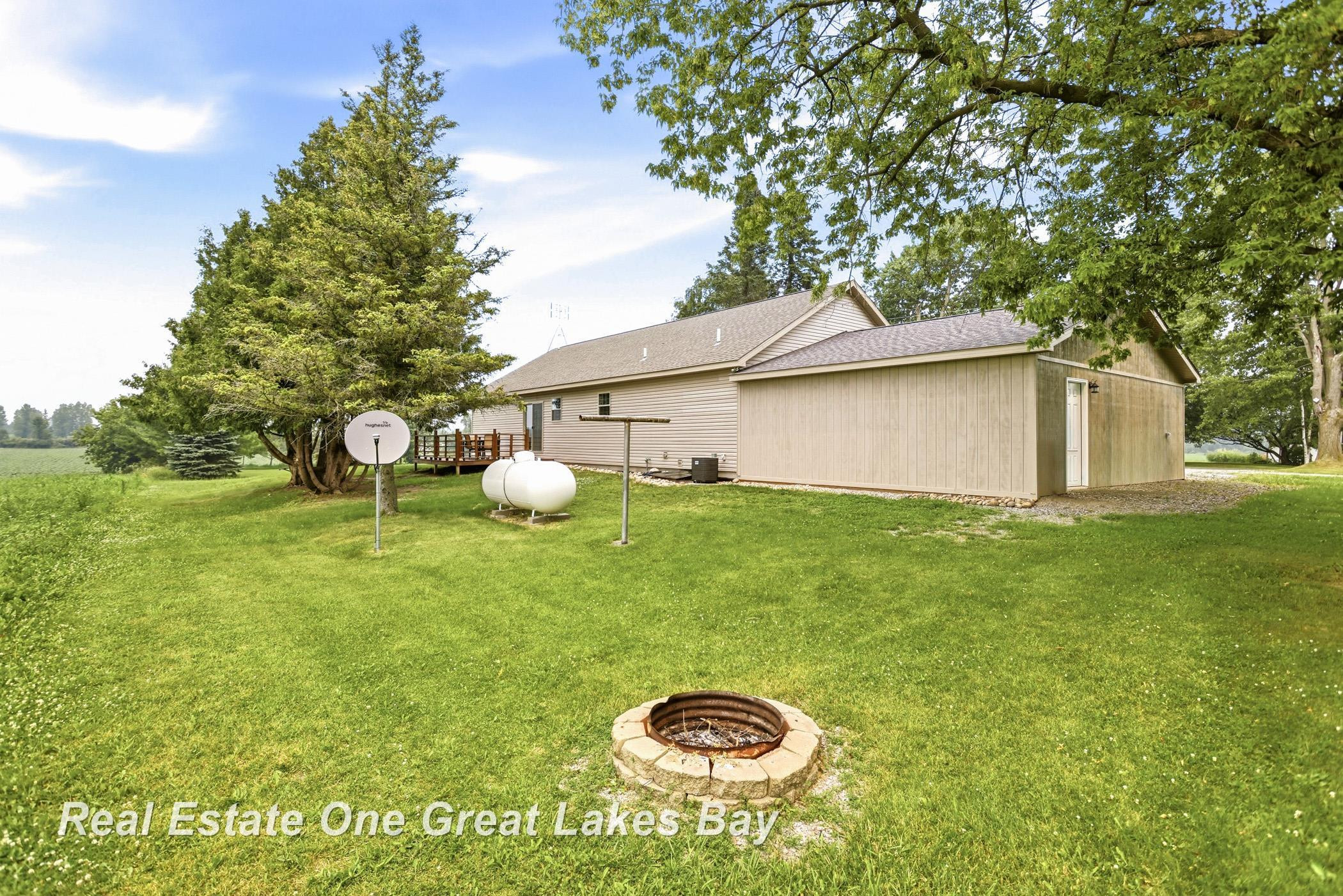 6801 Standish Road, MI 48613 — Photo 46