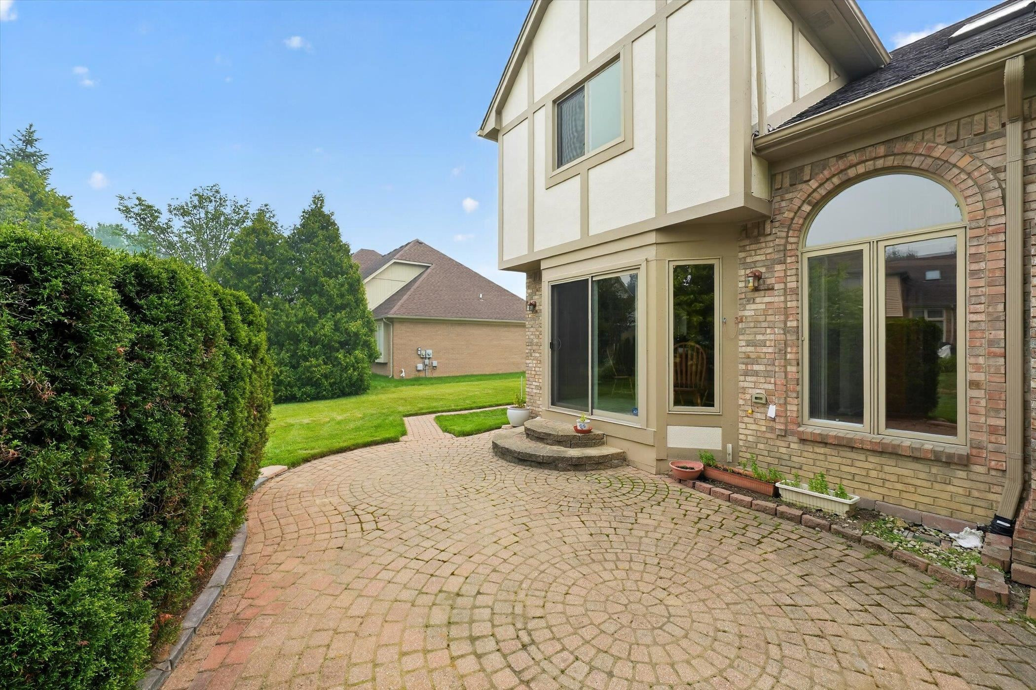4379 Chablis Drive, Sterling Heights, MI 48314 — Photo 47