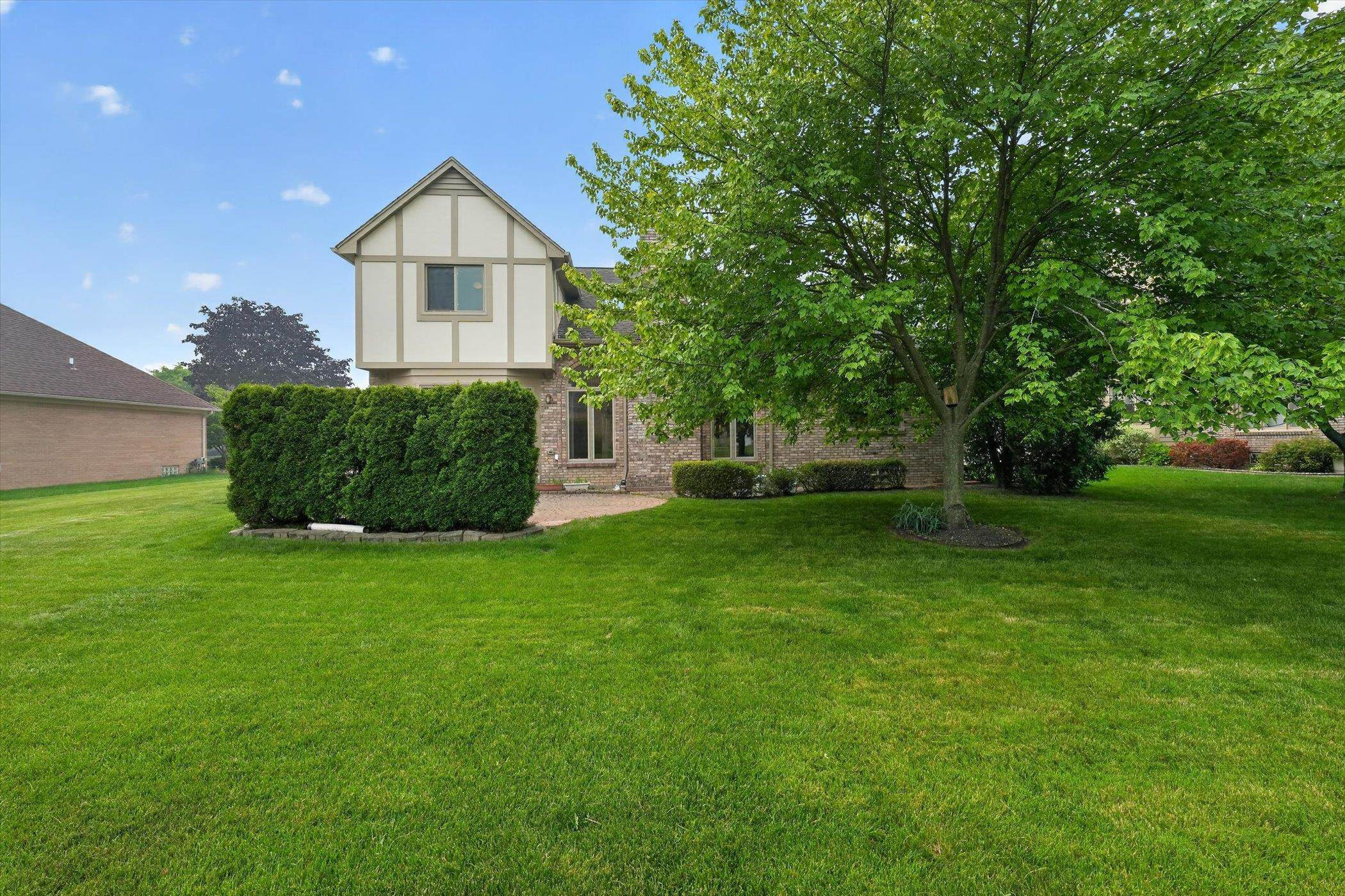 4379 Chablis Drive, Sterling Heights, MI 48314 — Photo 51