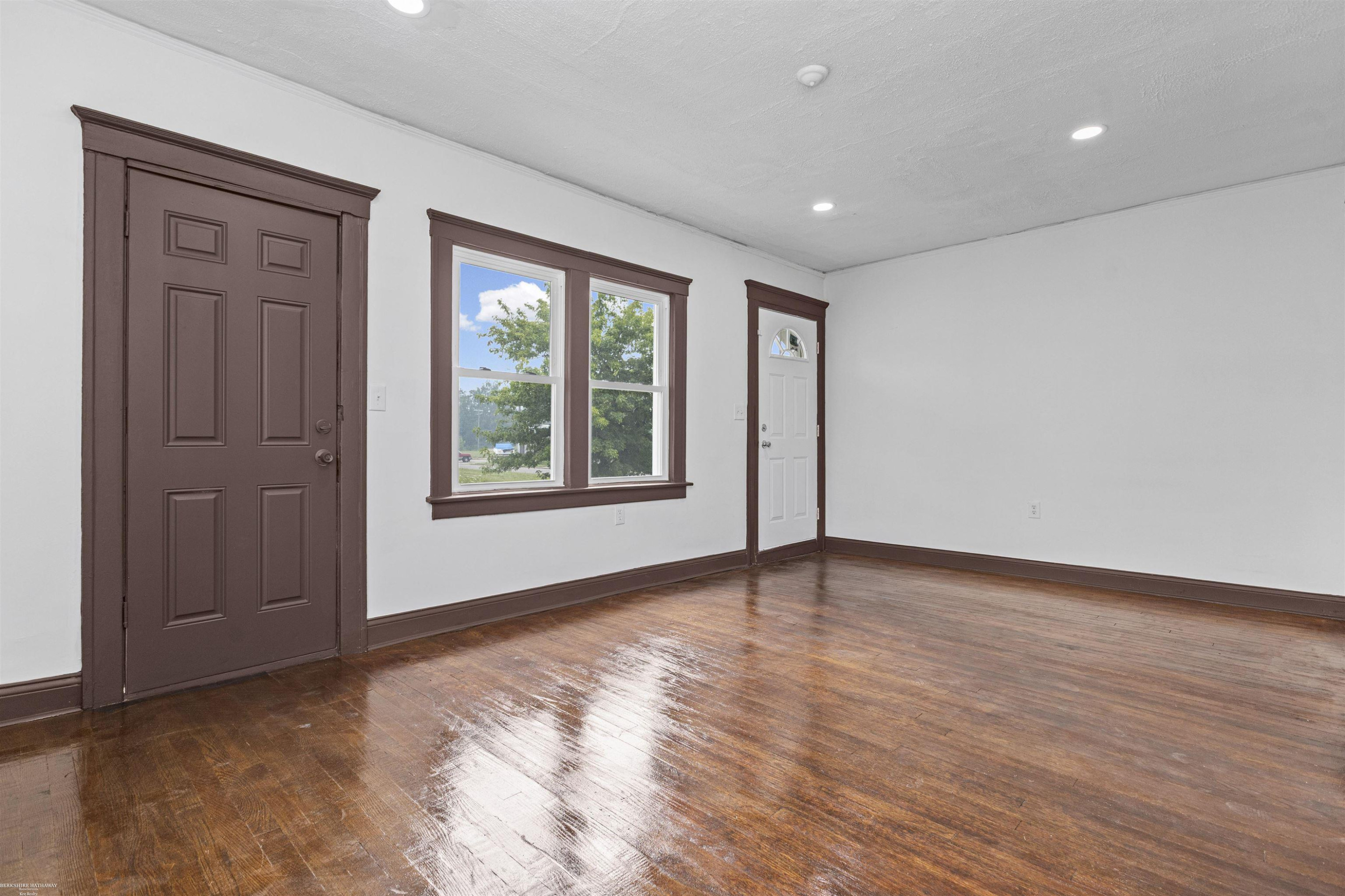 5392 Seebaldt Street, Detroit, MI 48204 — Photo 7
