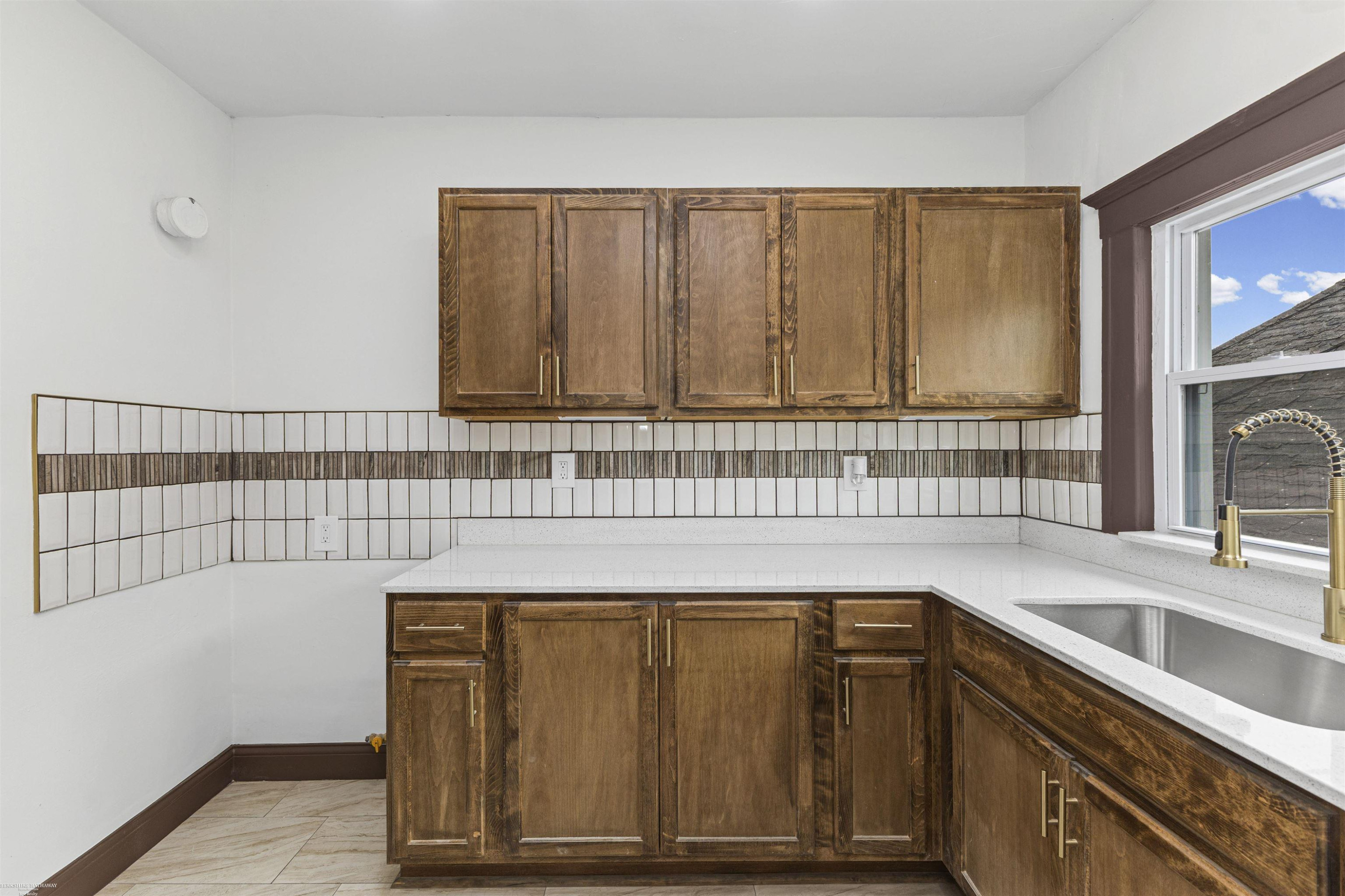 5392 Seebaldt Street, Detroit, MI 48204 — Photo 34