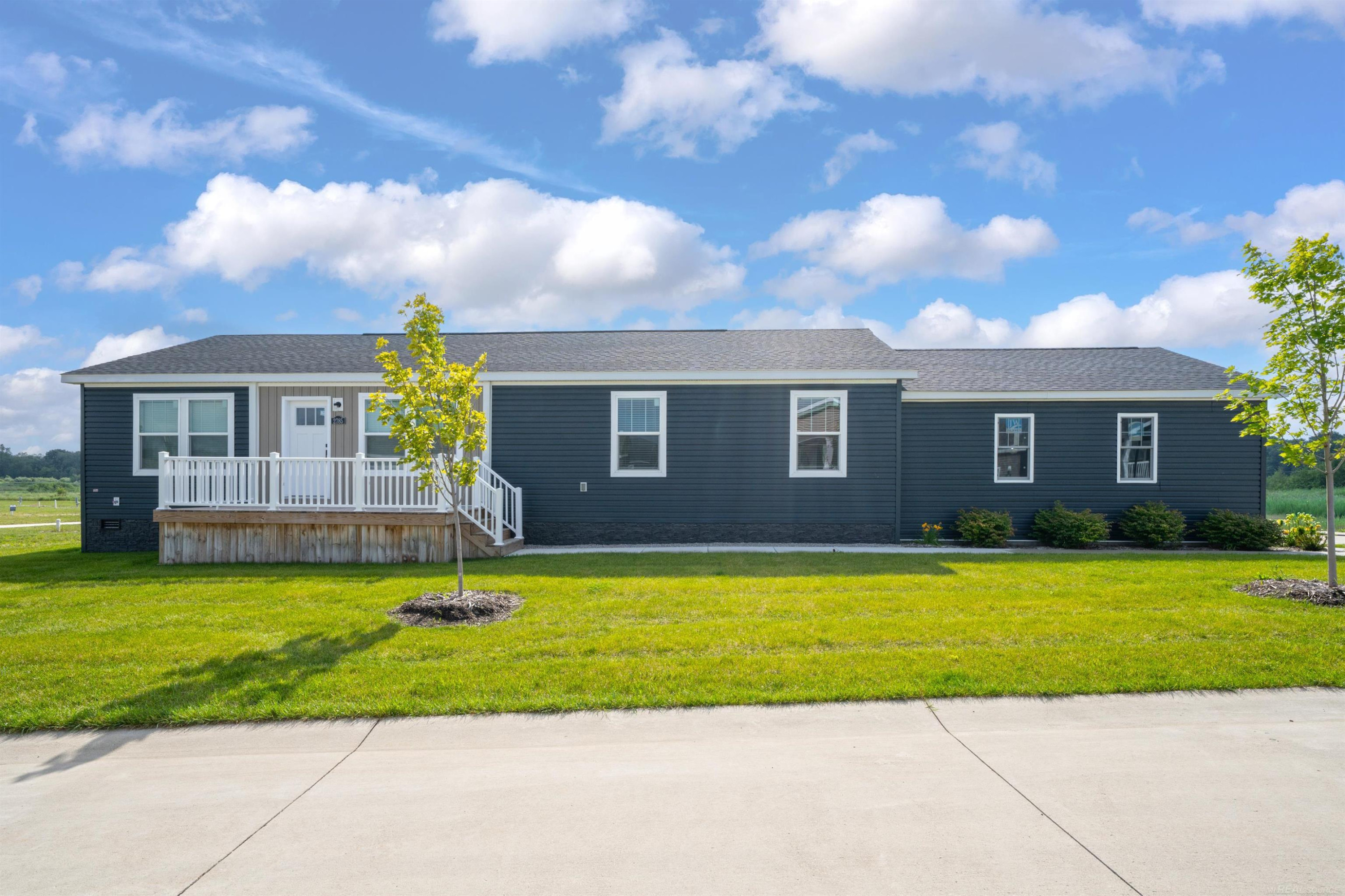 2785 Trade Winds Court, Lapeer, MI 48446