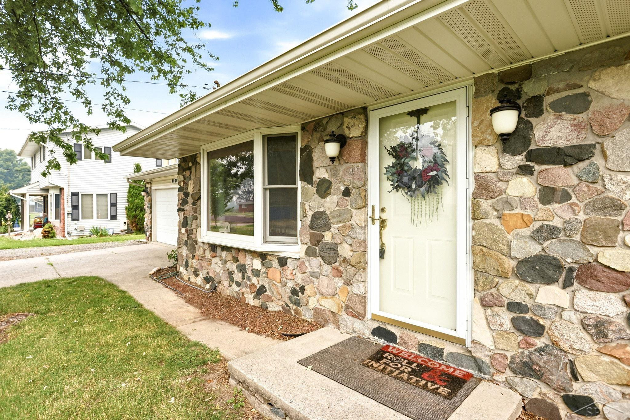 4060 Diceglie Court, MI 48604 — Photo 5