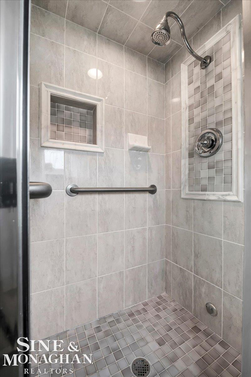 7252 Cardinal Road, MI 48001 — Photo 47