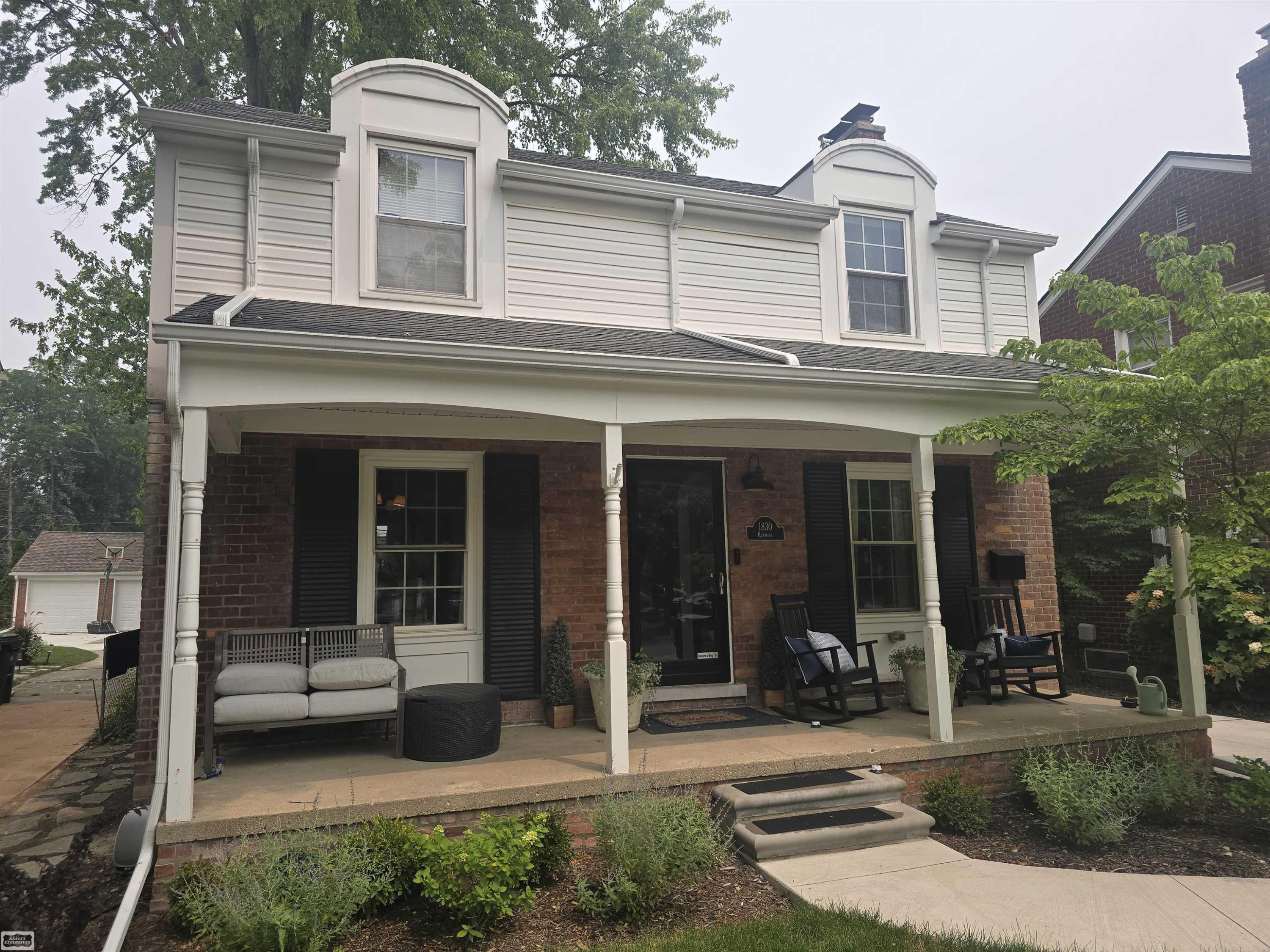 1830 Kenmore Drive, Grosse Pointe Woods, MI 48236 — Photo 3