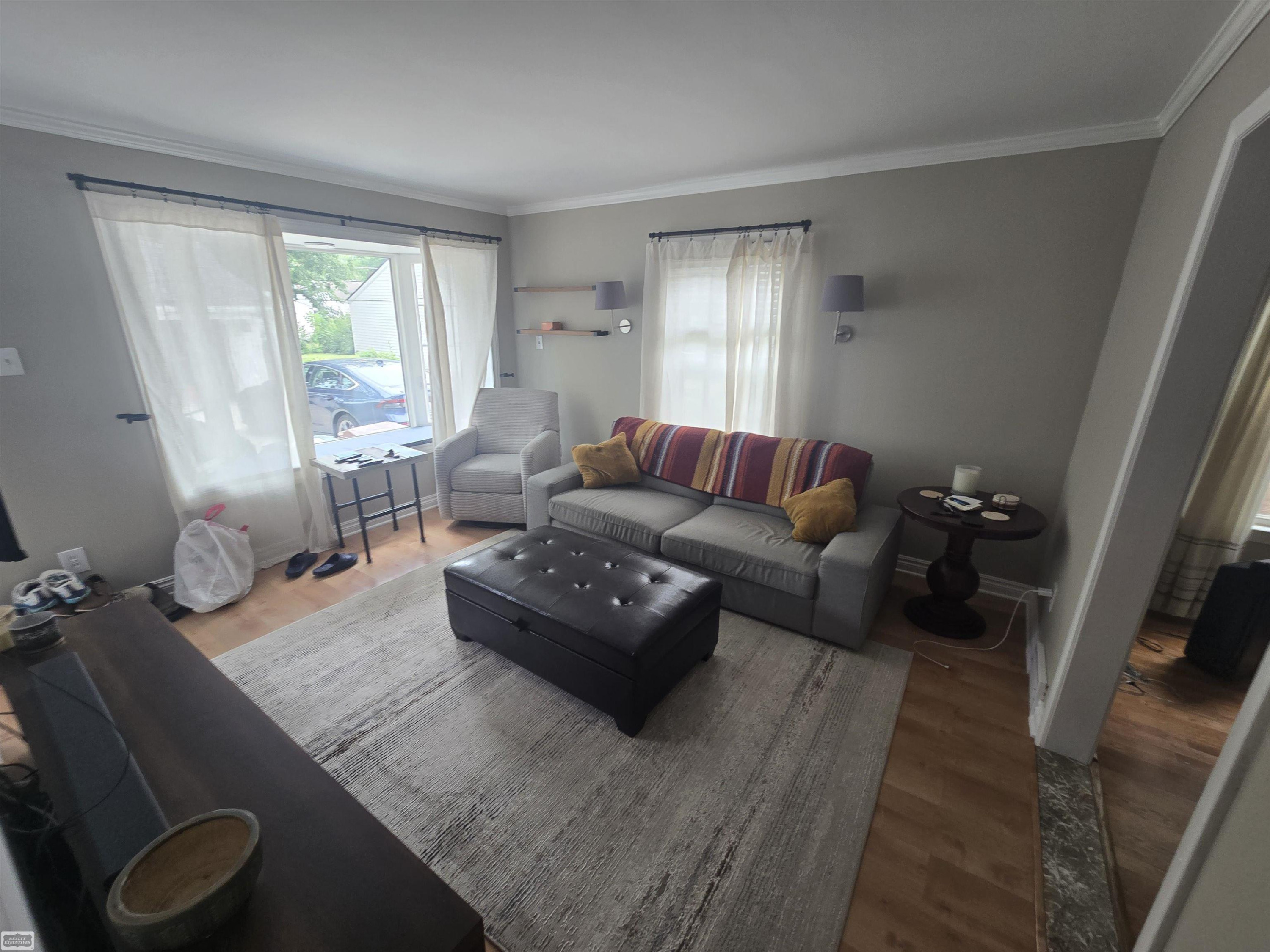 1830 Kenmore Drive, Grosse Pointe Woods, MI 48236 — Photo 12
