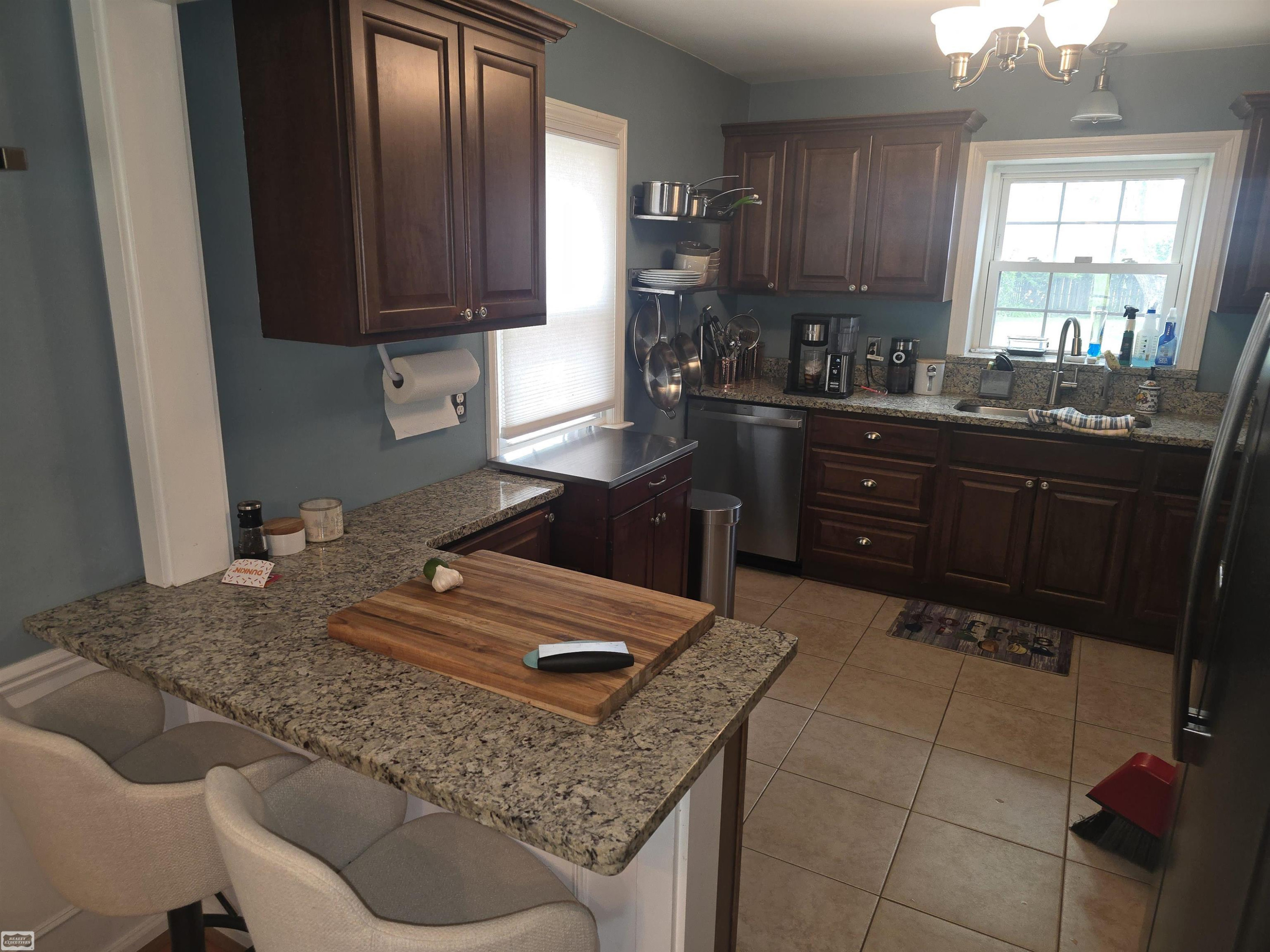 1830 Kenmore Drive, Grosse Pointe Woods, MI 48236 — Photo 17