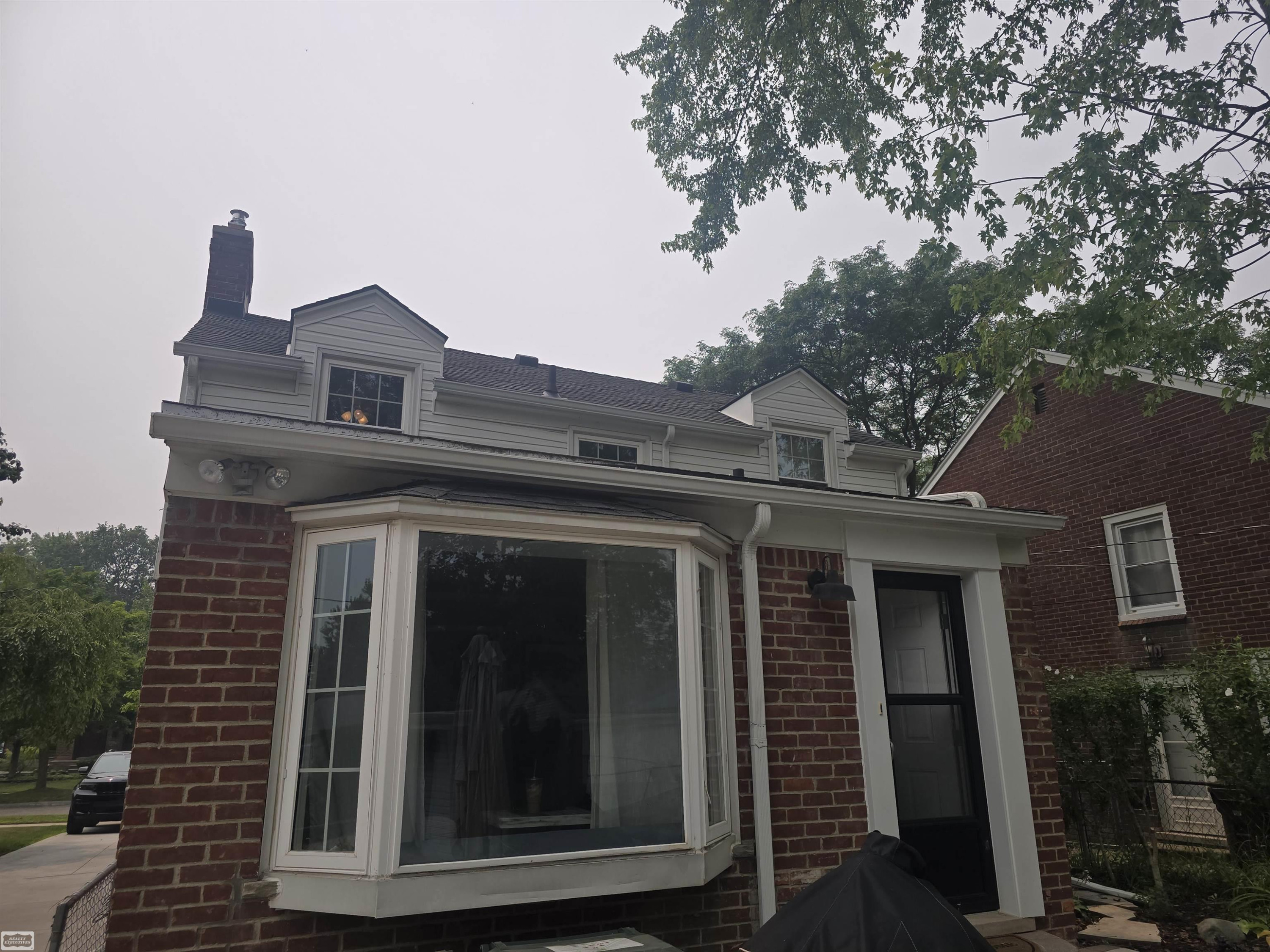 1830 Kenmore Drive, Grosse Pointe Woods, MI 48236 — Photo 32
