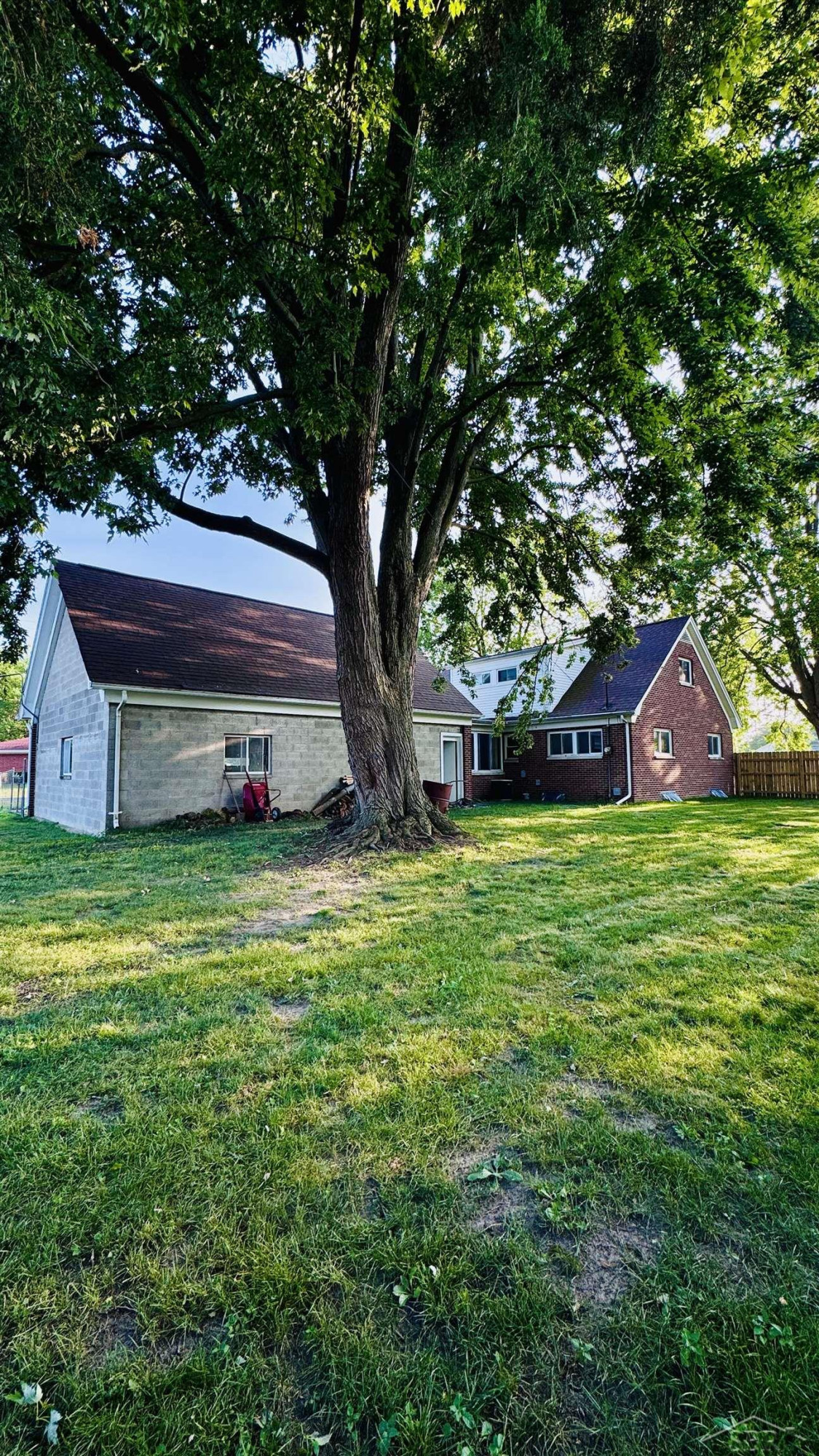 352 S 29th Street, Saginaw, MI 48601 — Photo 5