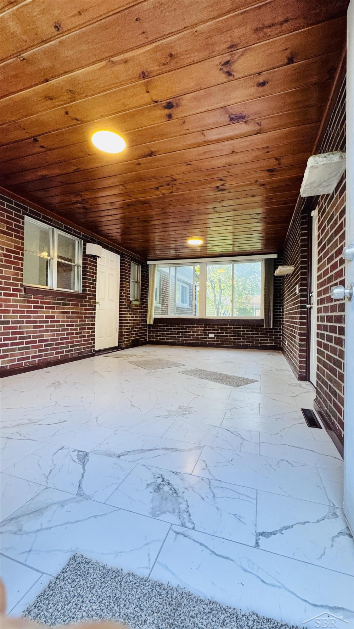 352 S 29th Street, Saginaw, MI 48601 — Photo 6