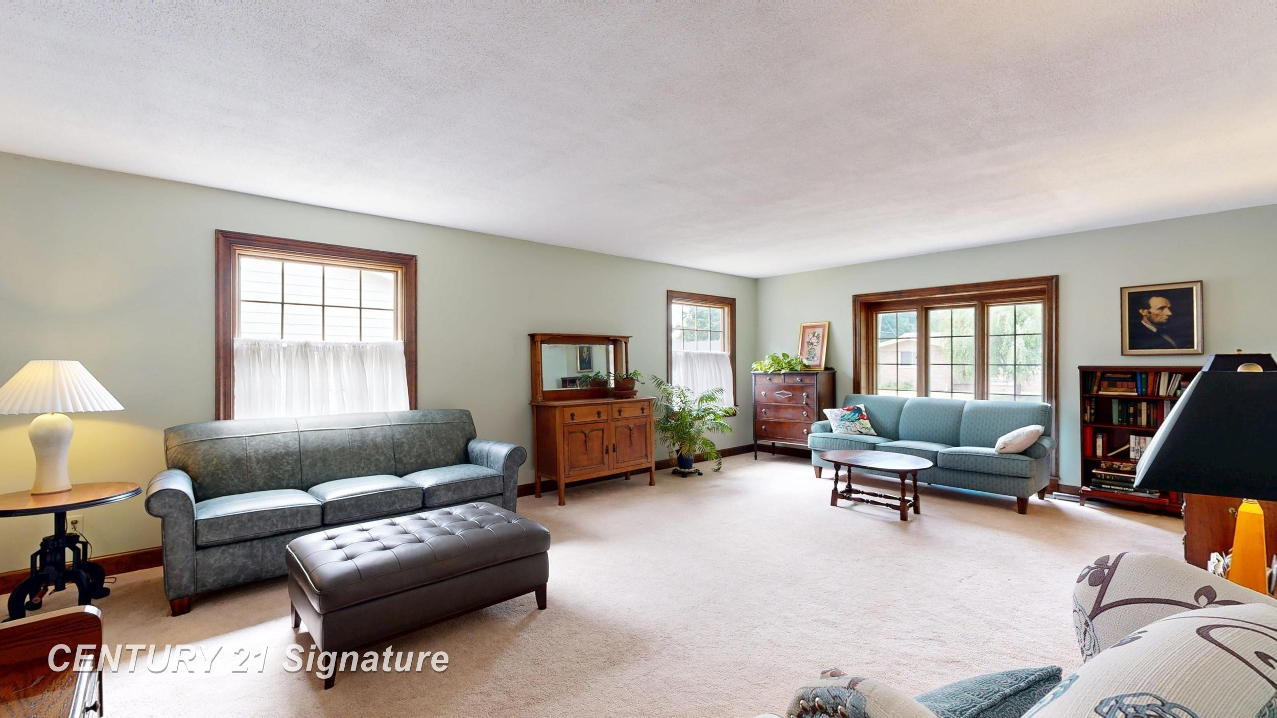 212 Cedarwood Drive, Flushing, MI 48433 — Photo 6