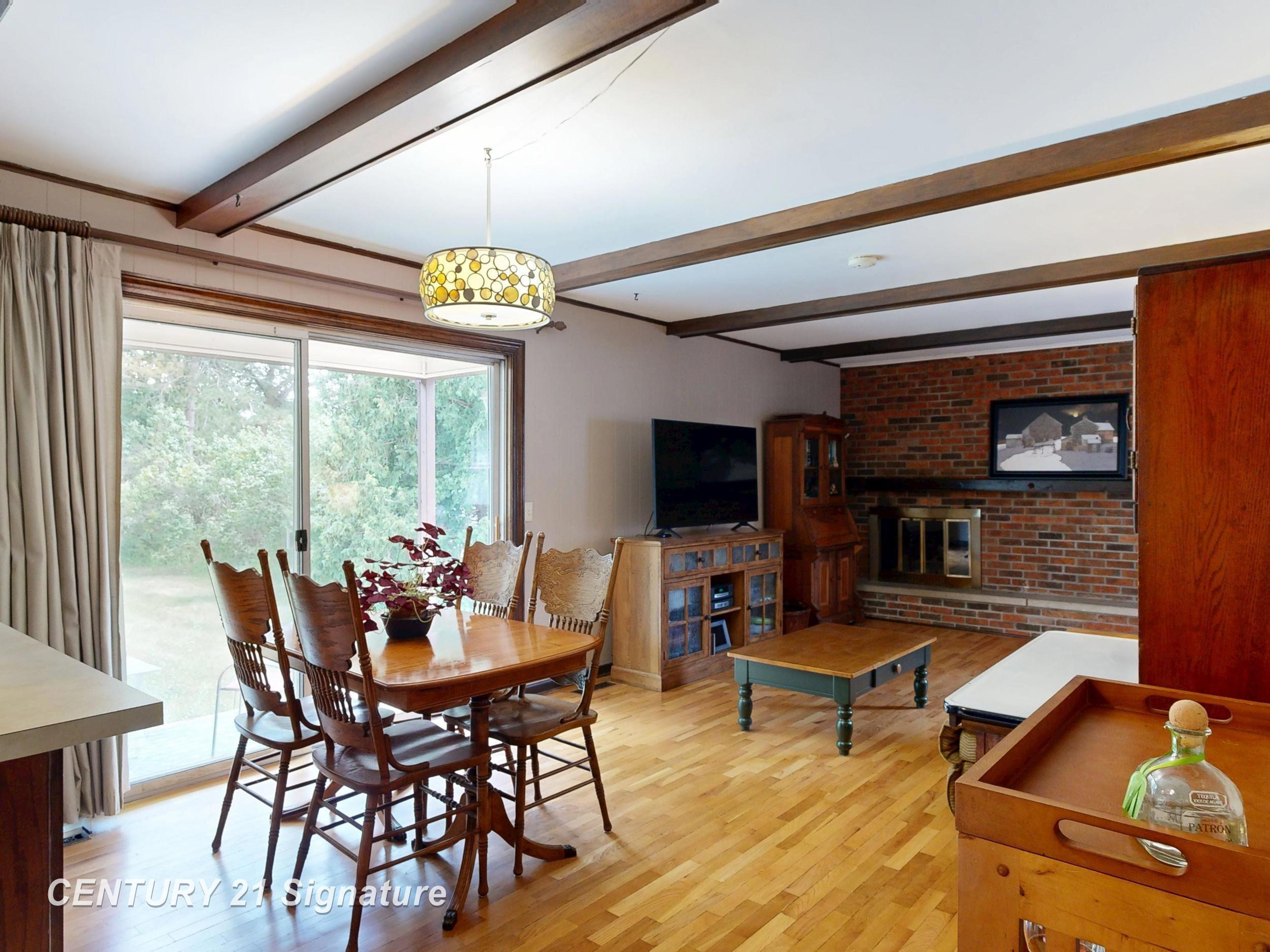 212 Cedarwood Drive, Flushing, MI 48433 — Photo 16