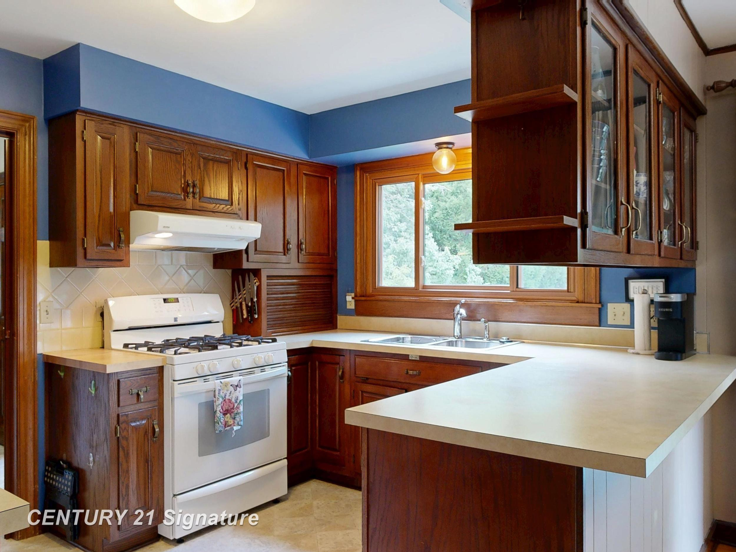 212 Cedarwood Drive, Flushing, MI 48433 — Photo 21