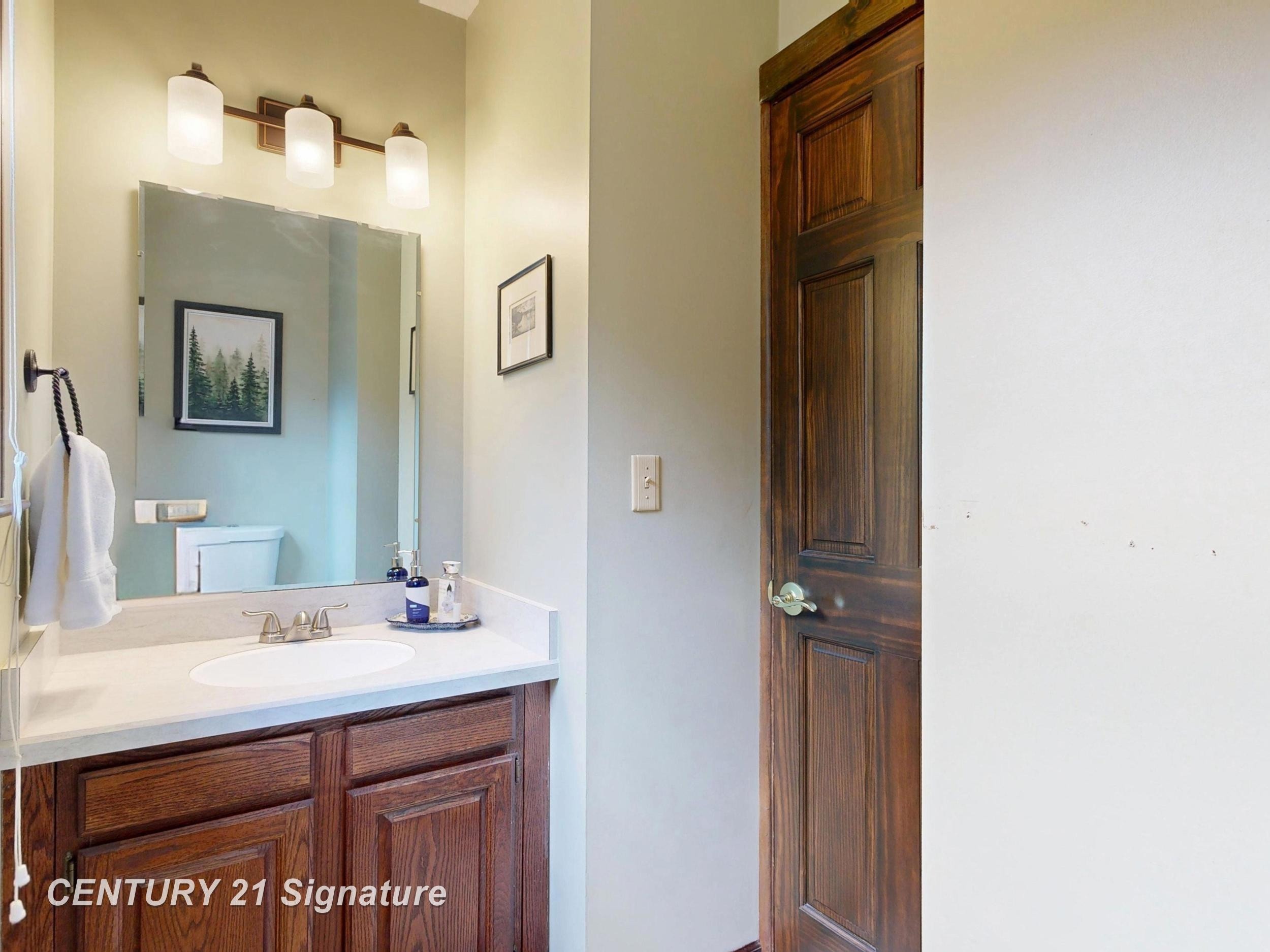 212 Cedarwood Drive, Flushing, MI 48433 — Photo 26