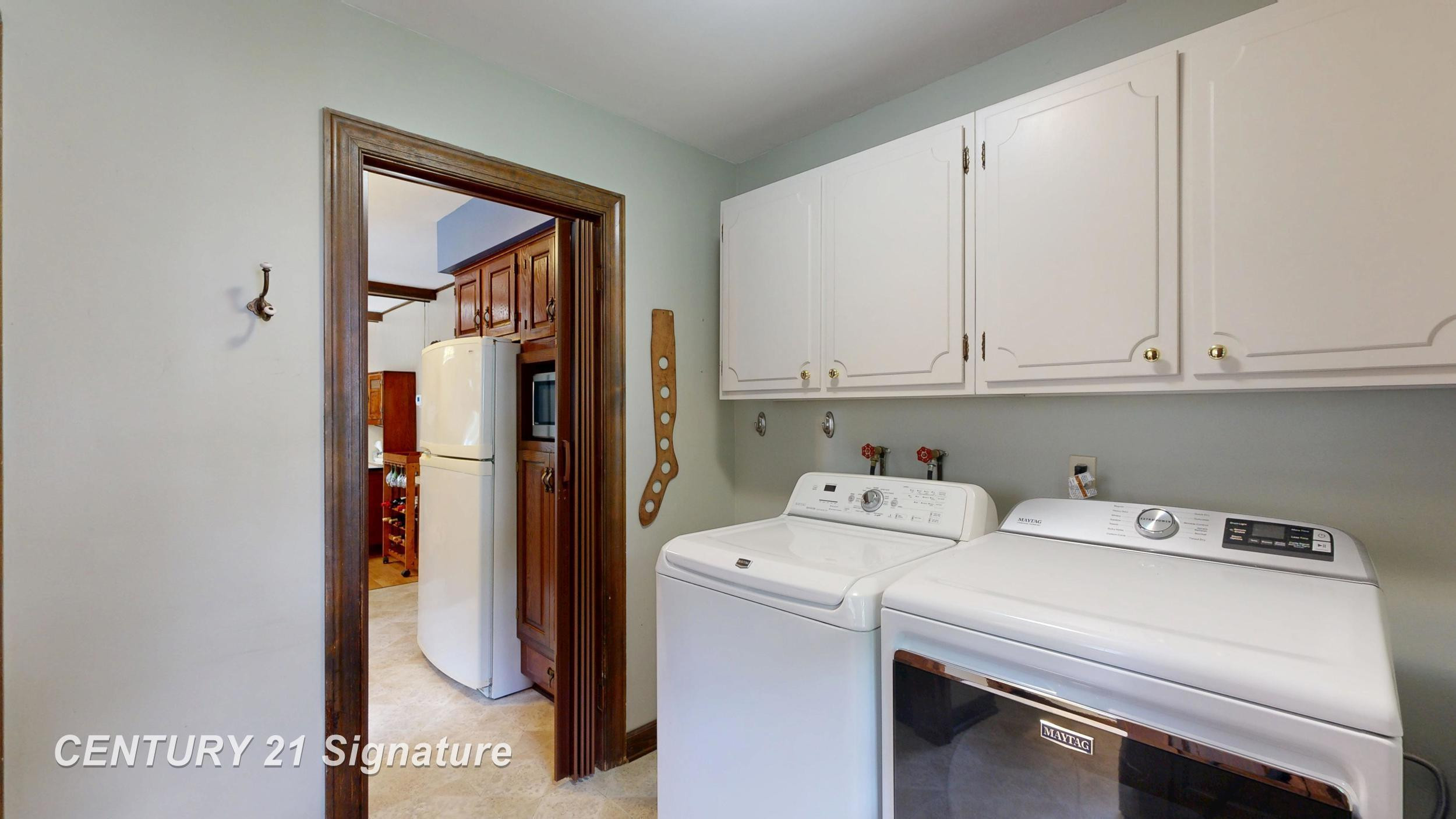 212 Cedarwood Drive, Flushing, MI 48433 — Photo 27