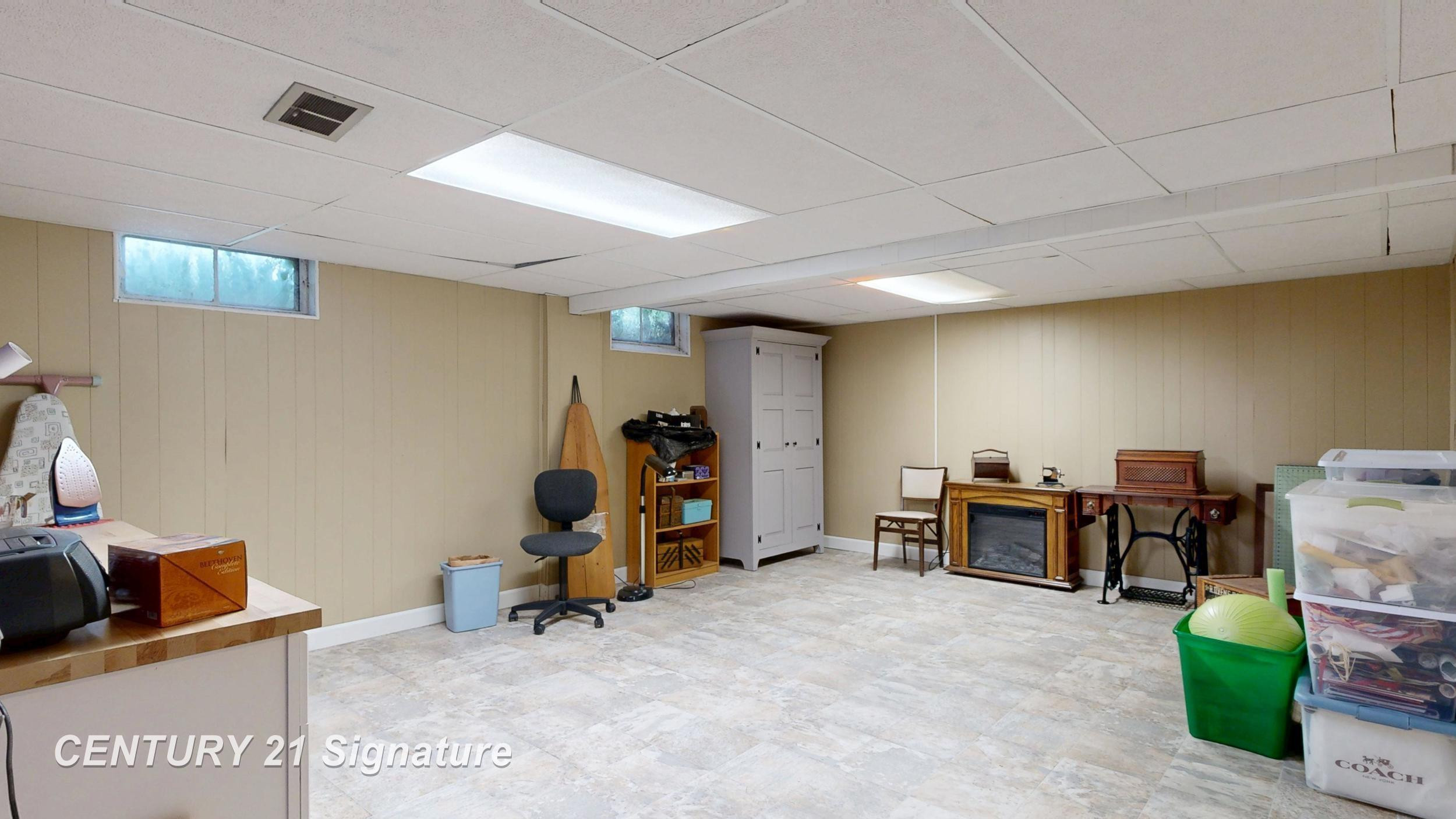 212 Cedarwood Drive, Flushing, MI 48433 — Photo 41