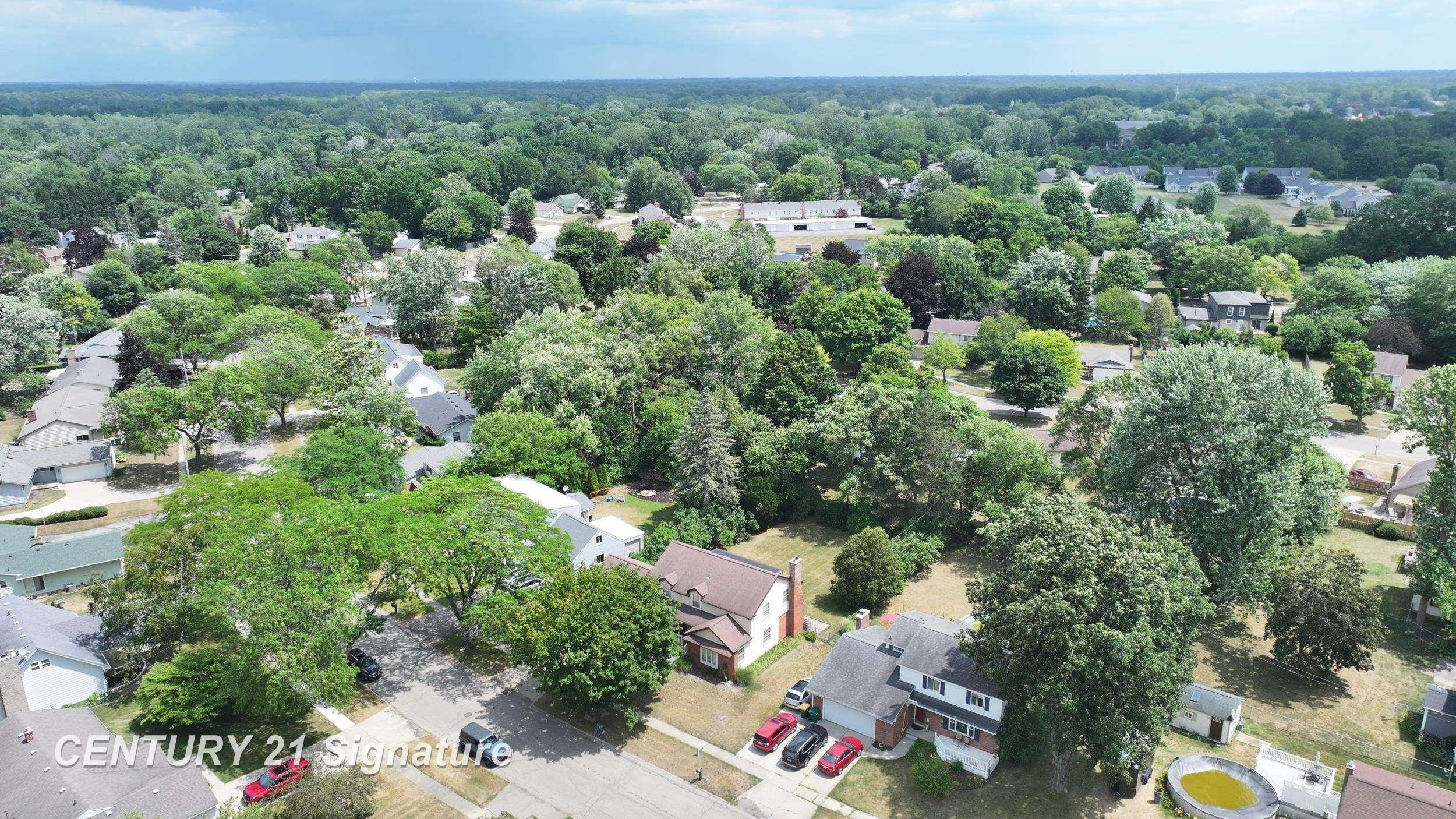 212 Cedarwood Drive, Flushing, MI 48433 — Photo 62