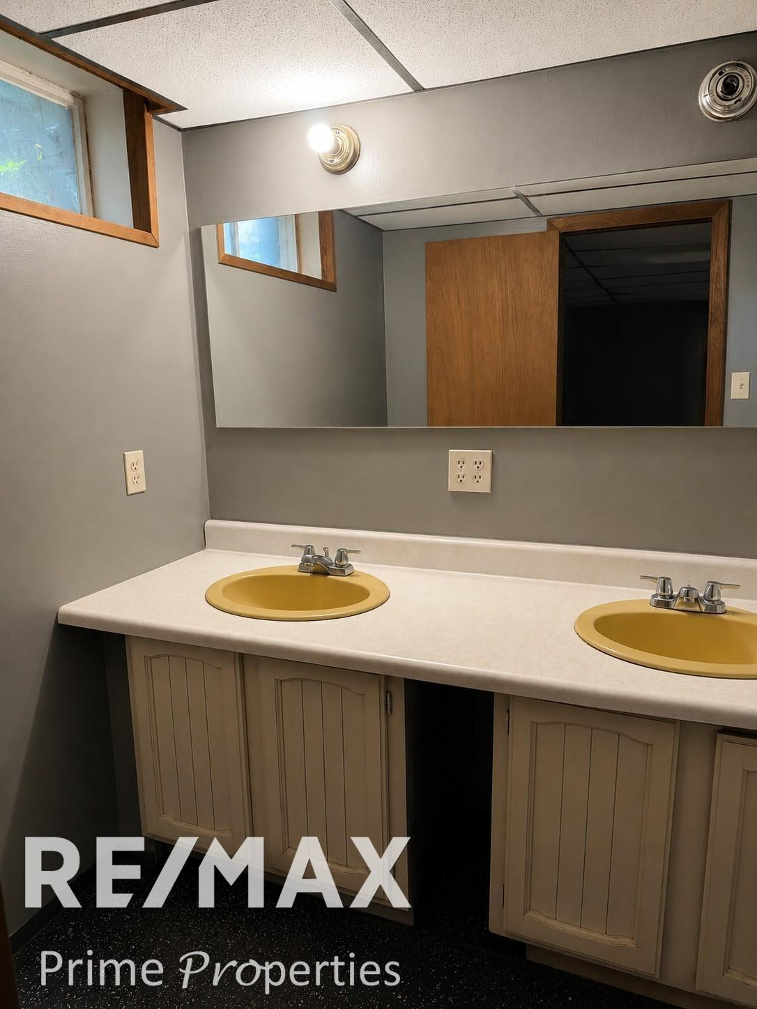 3195 Dixie Court, Saginaw, MI 48601 — Photo 13