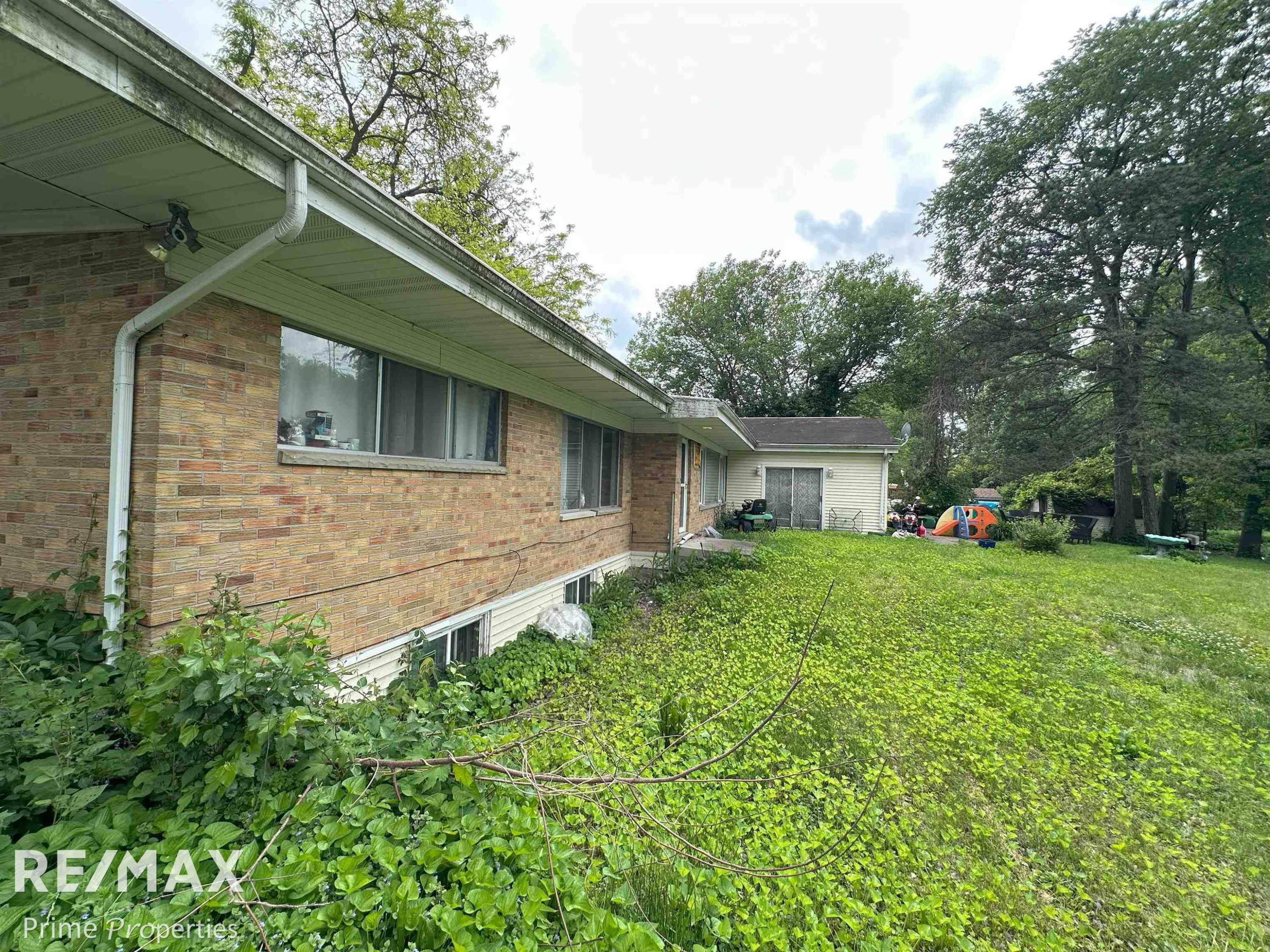 3195 Dixie Court, Saginaw, MI 48601 — Photo 34