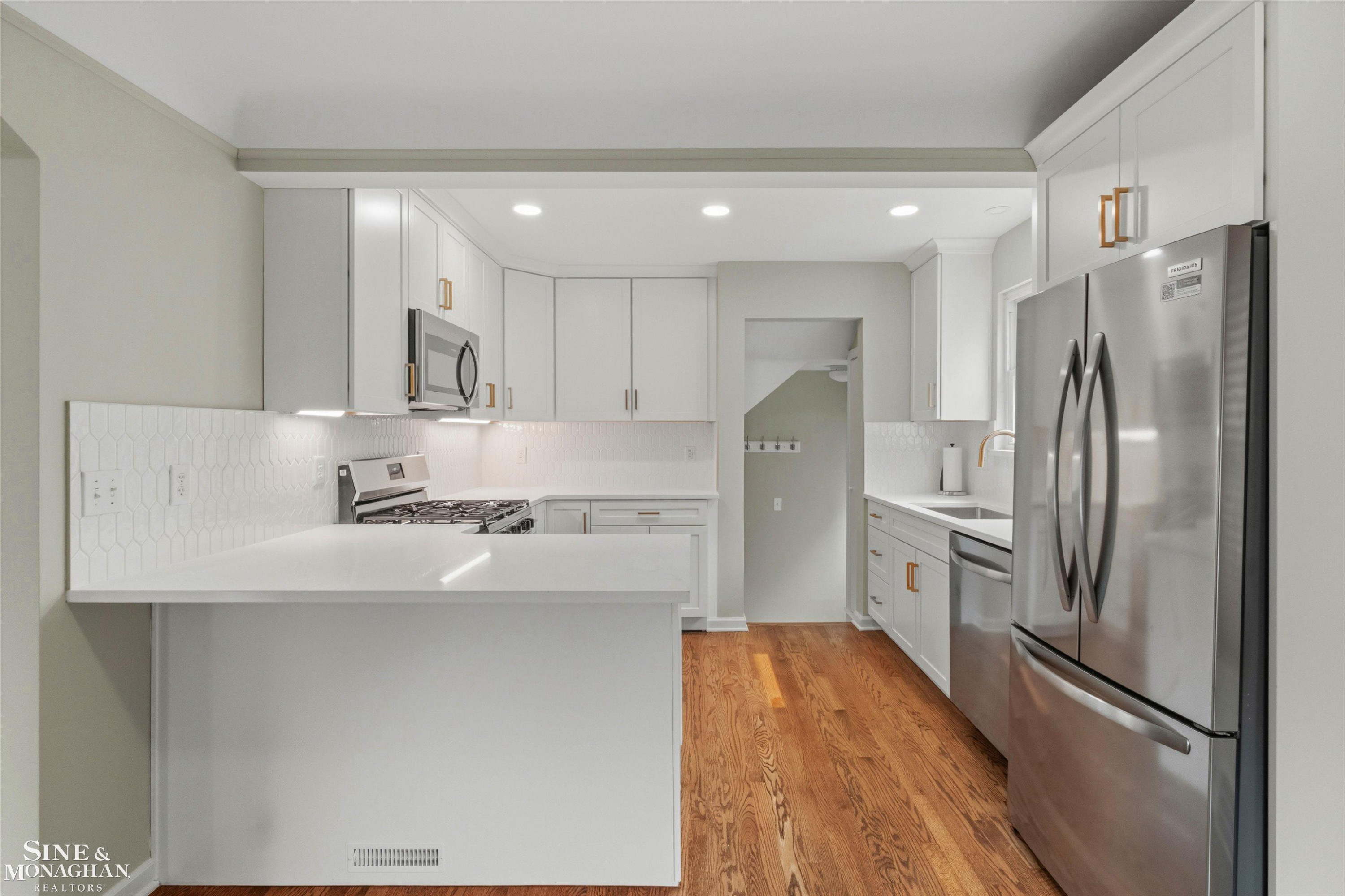1602 Anita Avenue, Grosse Pointe Woods, MI 48236 — Photo 10
