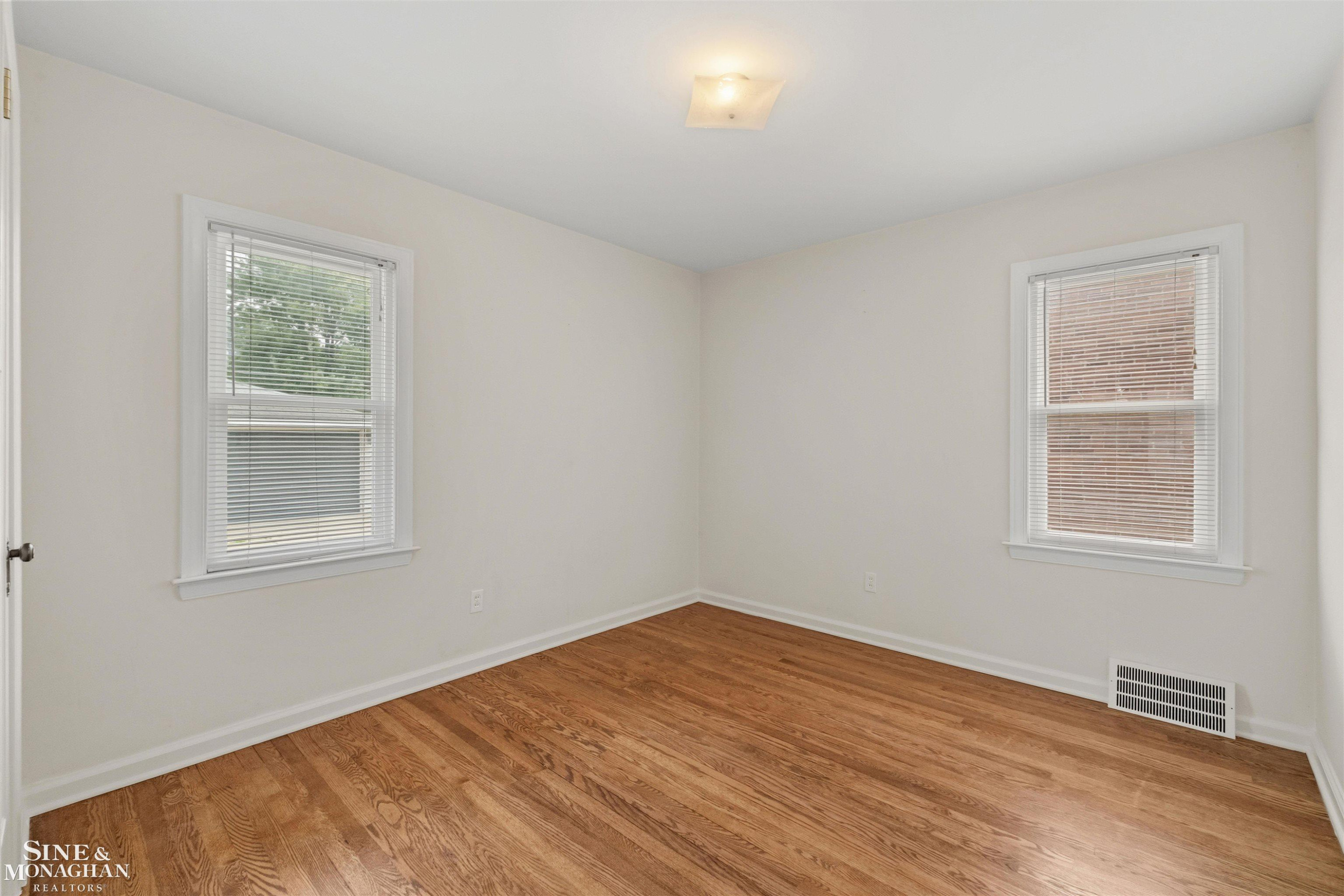 1602 Anita Avenue, Grosse Pointe Woods, MI 48236 — Photo 18