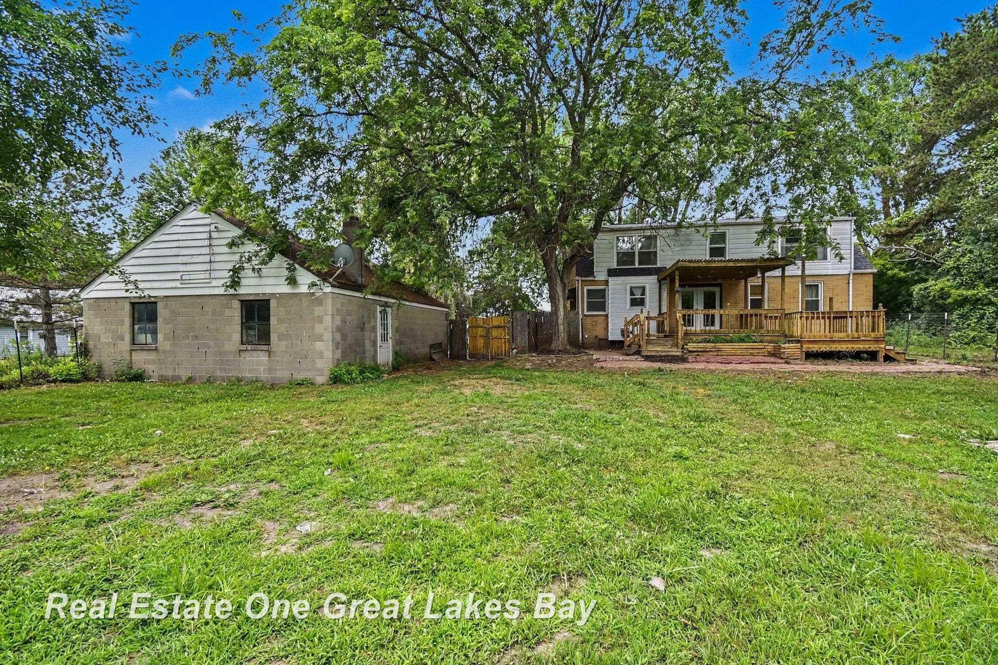 5250 N Center Road, Saginaw, MI 48604 — Photo 10
