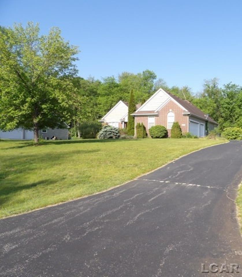 4324 McKenna Drive, Adrian, MI 49221 — Photo 2