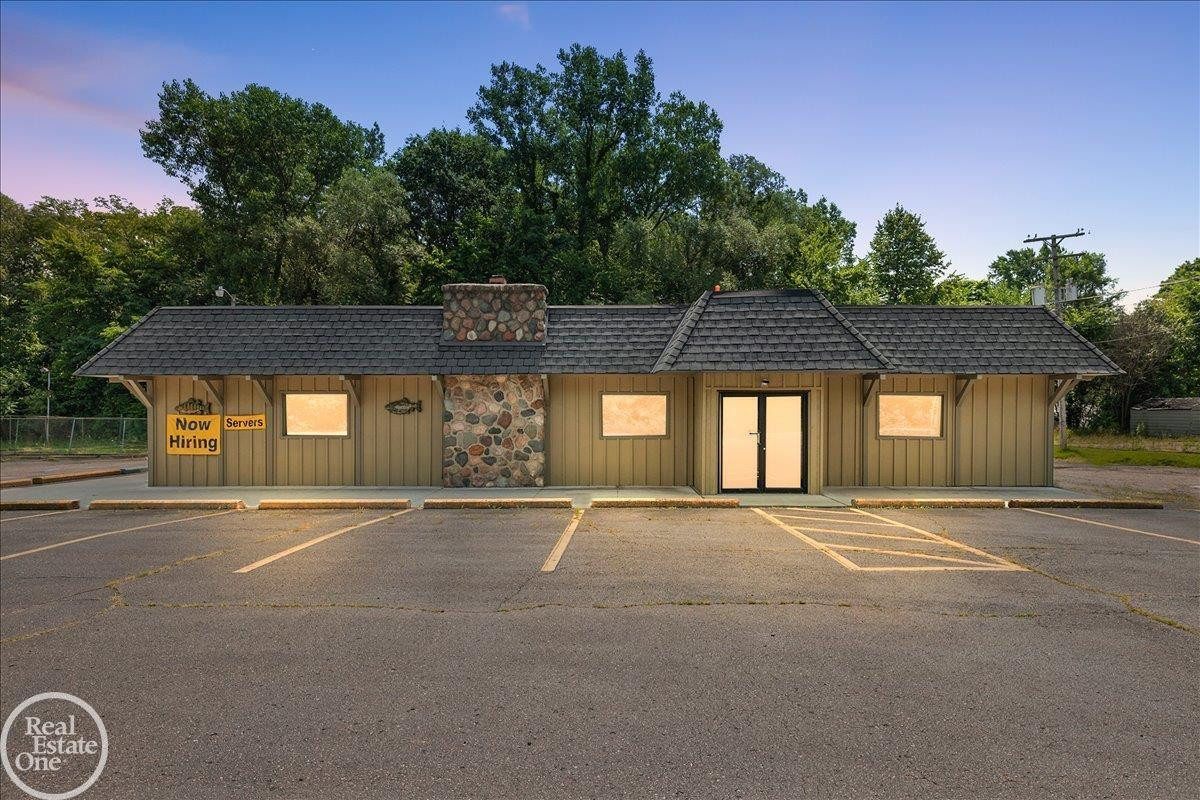 60730 Van Dyke Avenue, MI 48095
