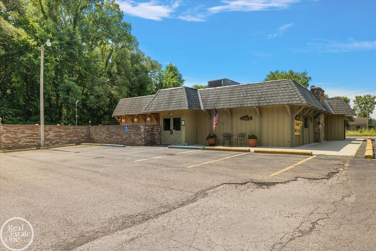 60730 Van Dyke Avenue, MI 48095 — Photo 4
