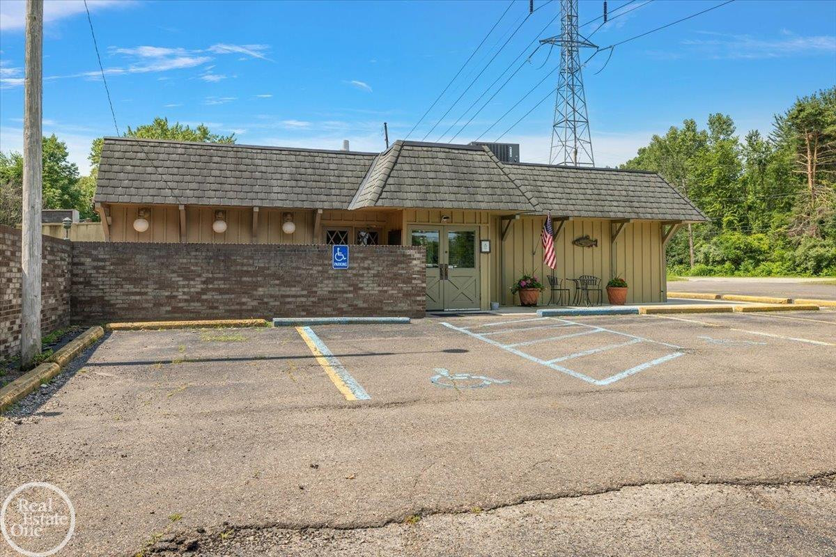 60730 Van Dyke Avenue, MI 48095 — Photo 6