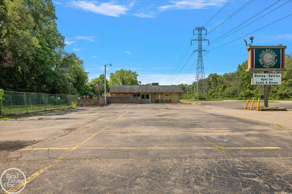 60730 Van Dyke Avenue, MI 48095 — Photo 8