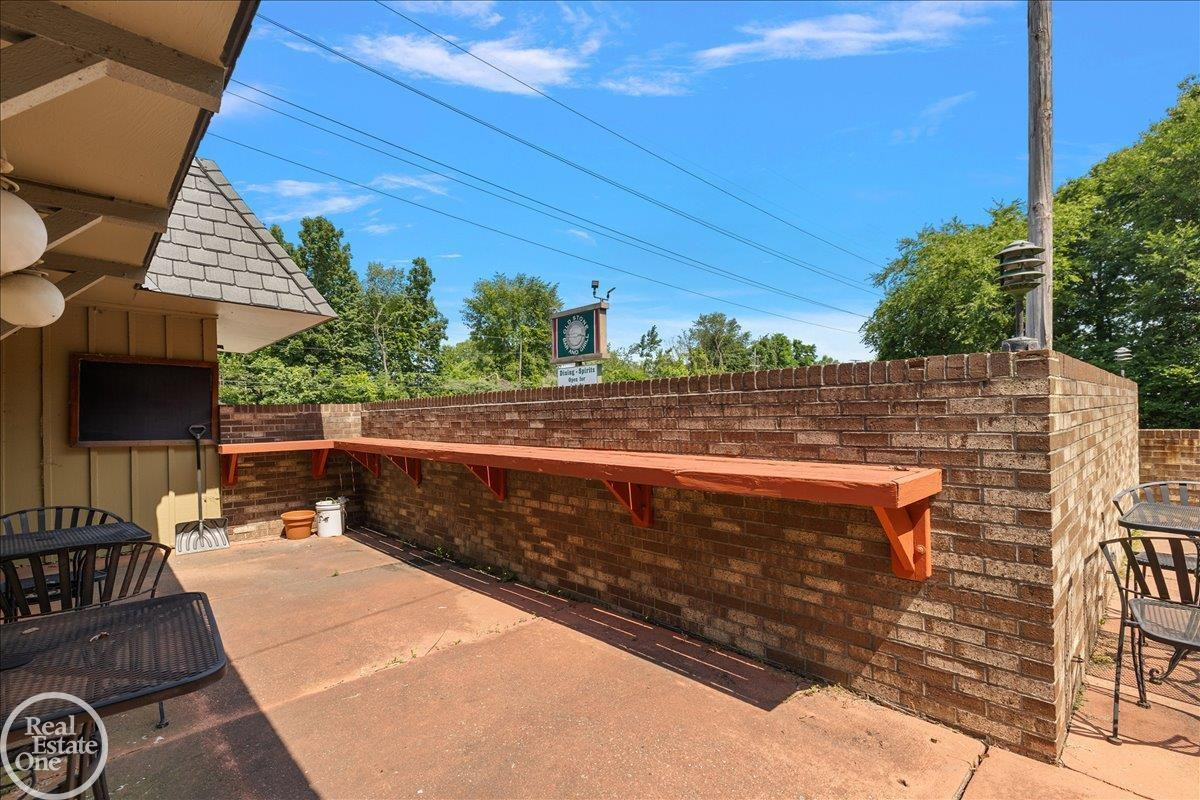 60730 Van Dyke Avenue, MI 48095 — Photo 15