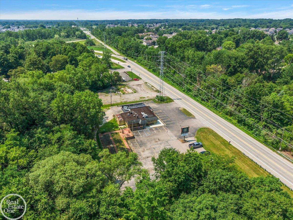 60730 Van Dyke Avenue, MI 48095 — Photo 39