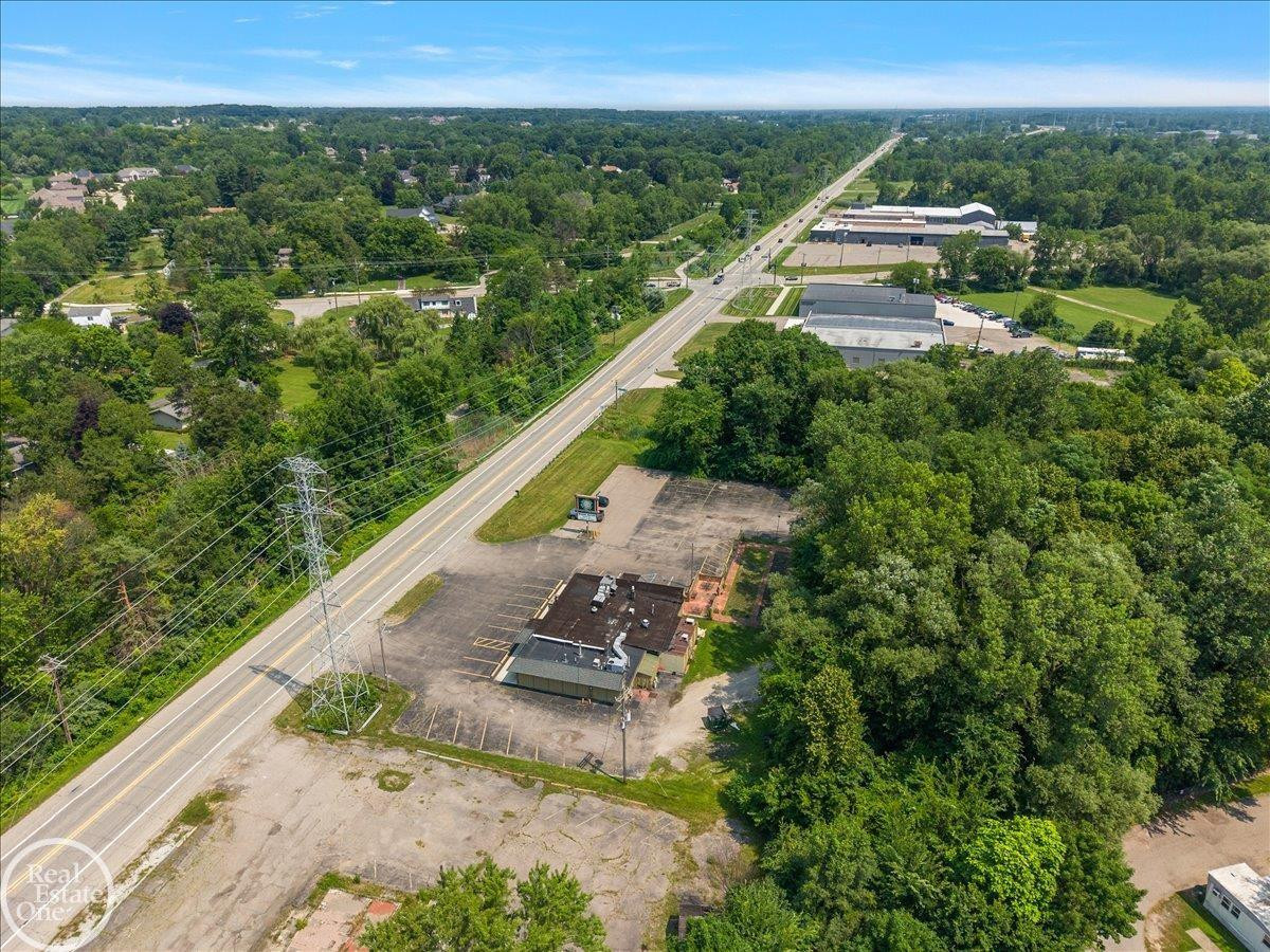 60730 Van Dyke Avenue, MI 48095 — Photo 43