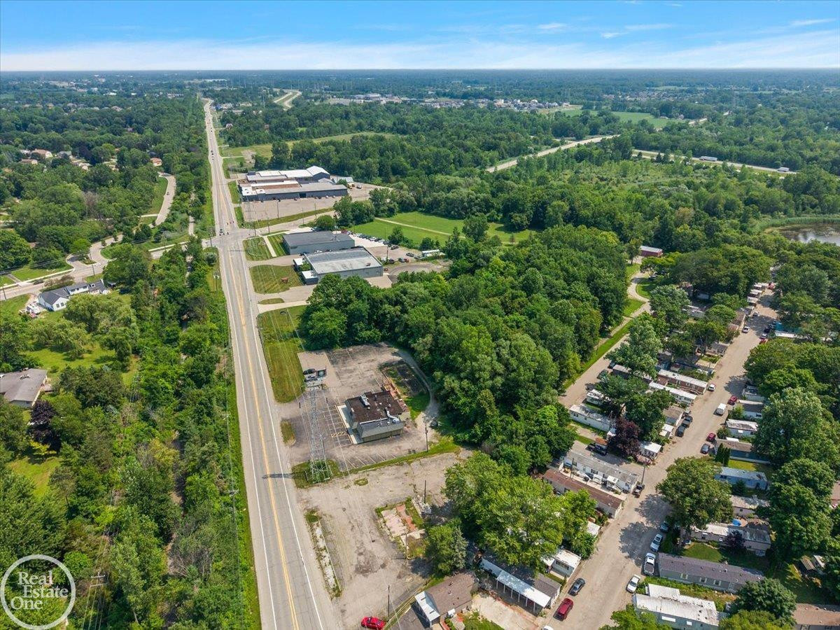 60730 Van Dyke Avenue, MI 48095 — Photo 44