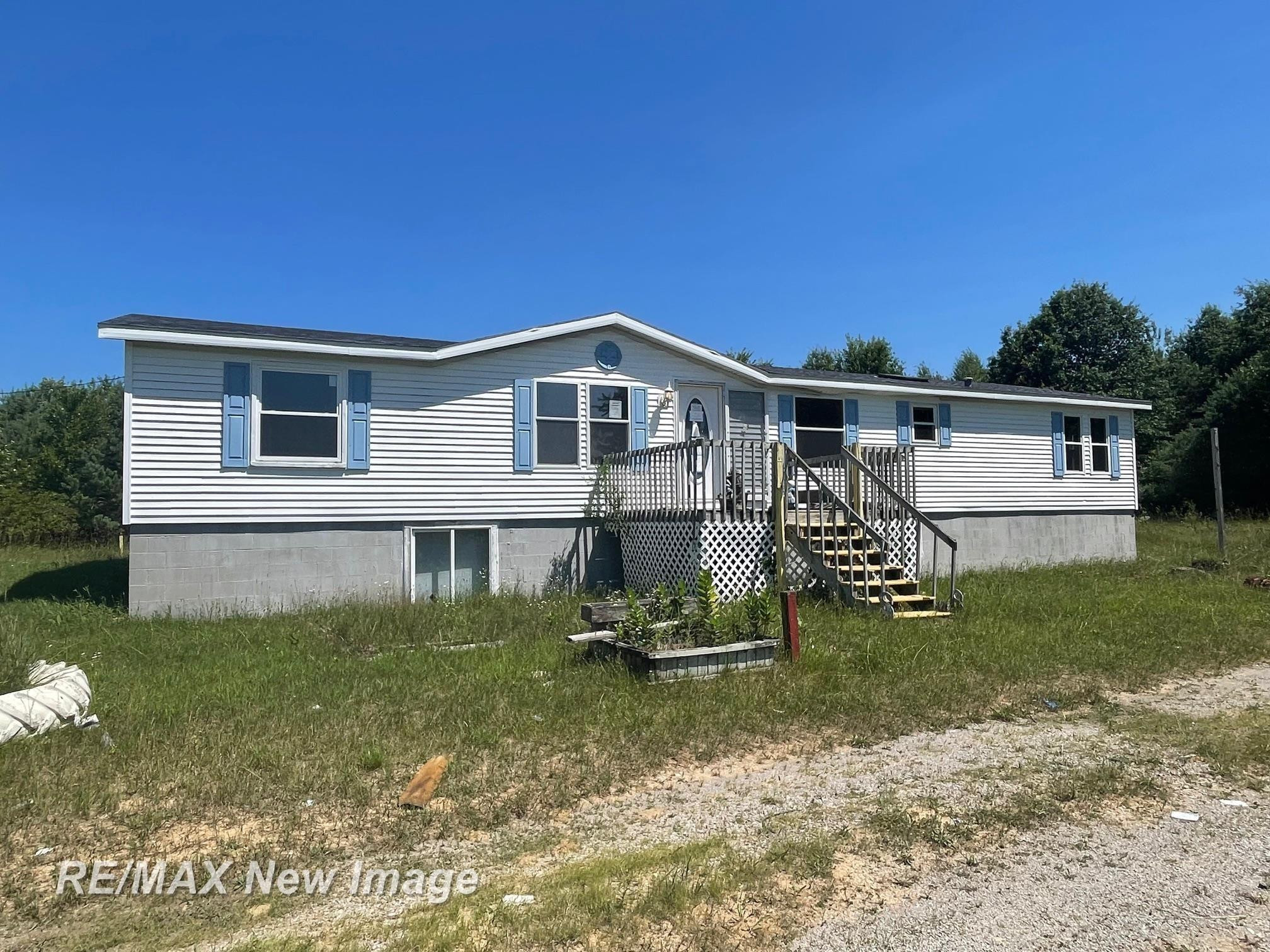 15957 W Burt Road, Chesaning, MI 48616