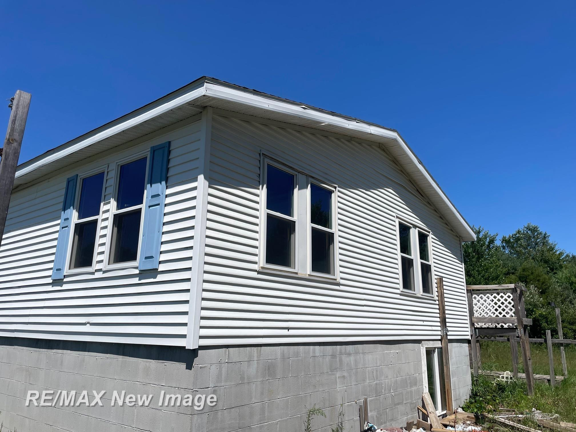 15957 W Burt Road, Chesaning, MI 48616 — Photo 2