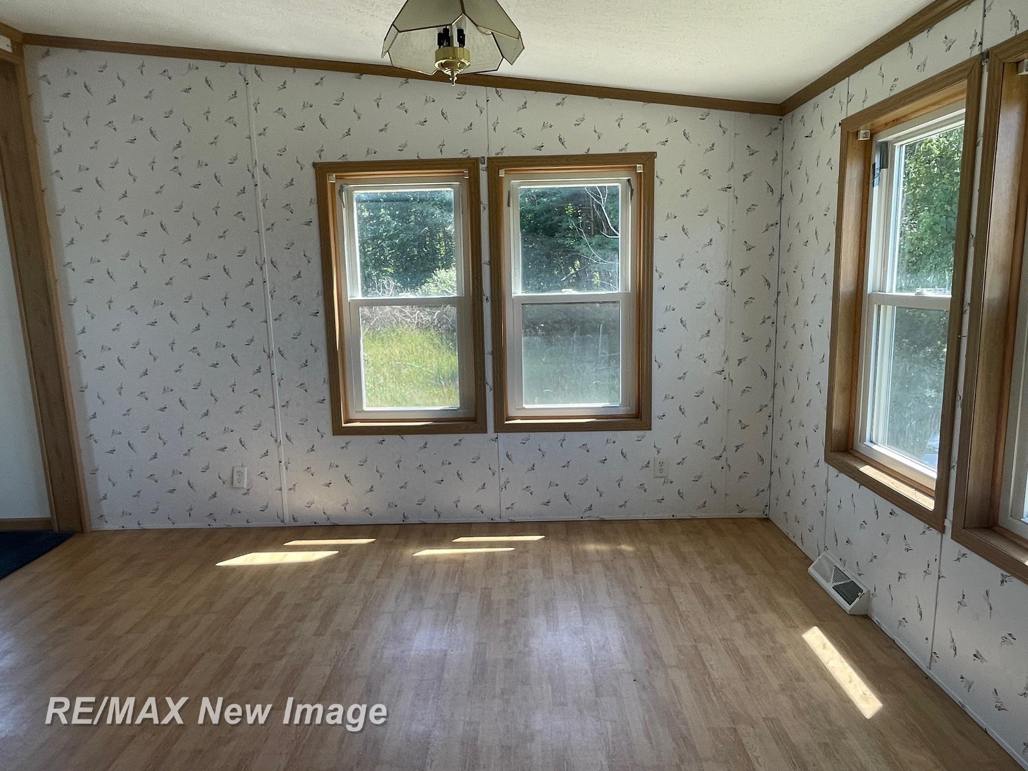 15957 W Burt Road, Chesaning, MI 48616 — Photo 11
