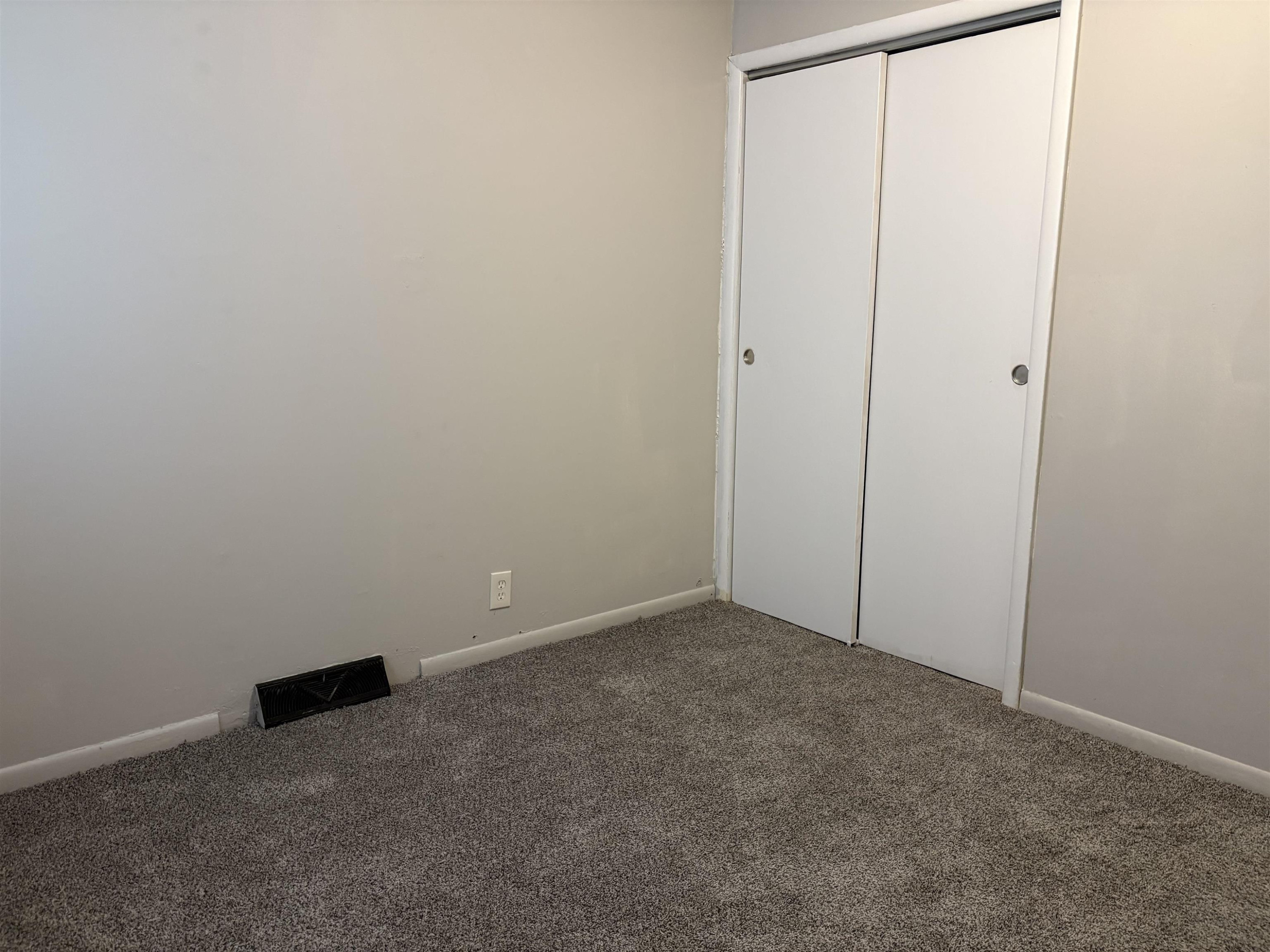 3143 Maywood Drive, Flint, MI 48504 — Photo 16