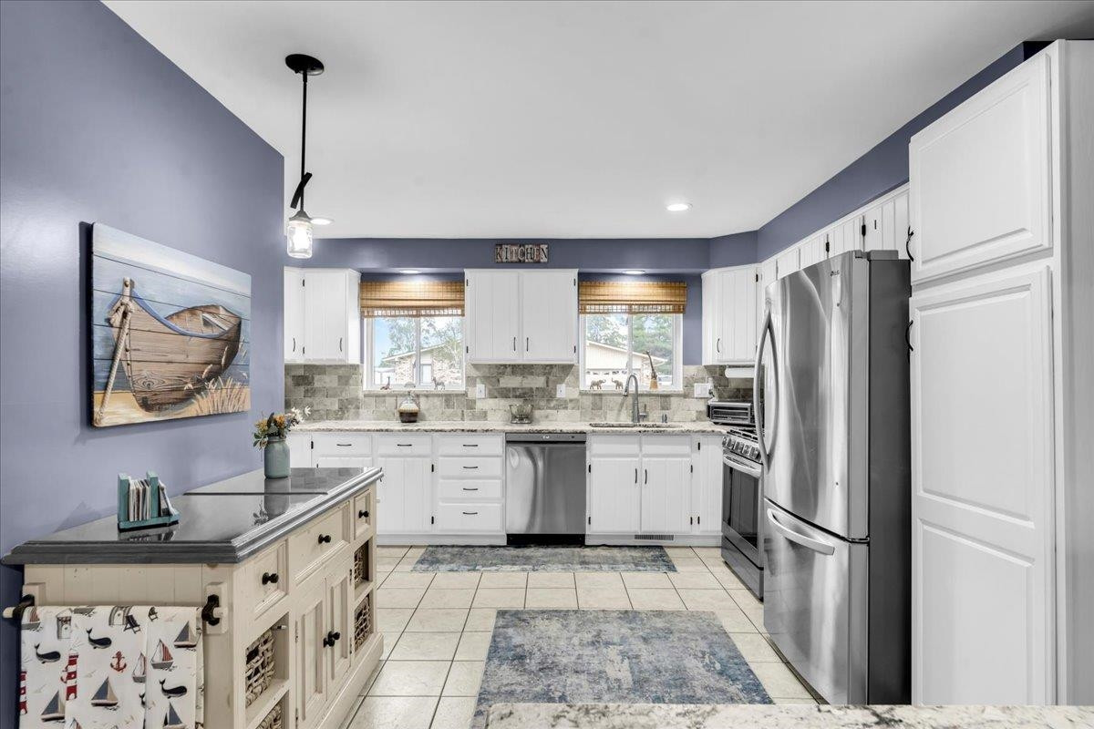 7315 Flamingo Street, MI 48001 — Photo 16