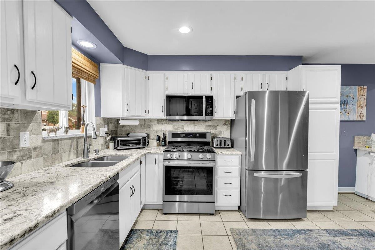 7315 Flamingo Street, MI 48001 — Photo 17