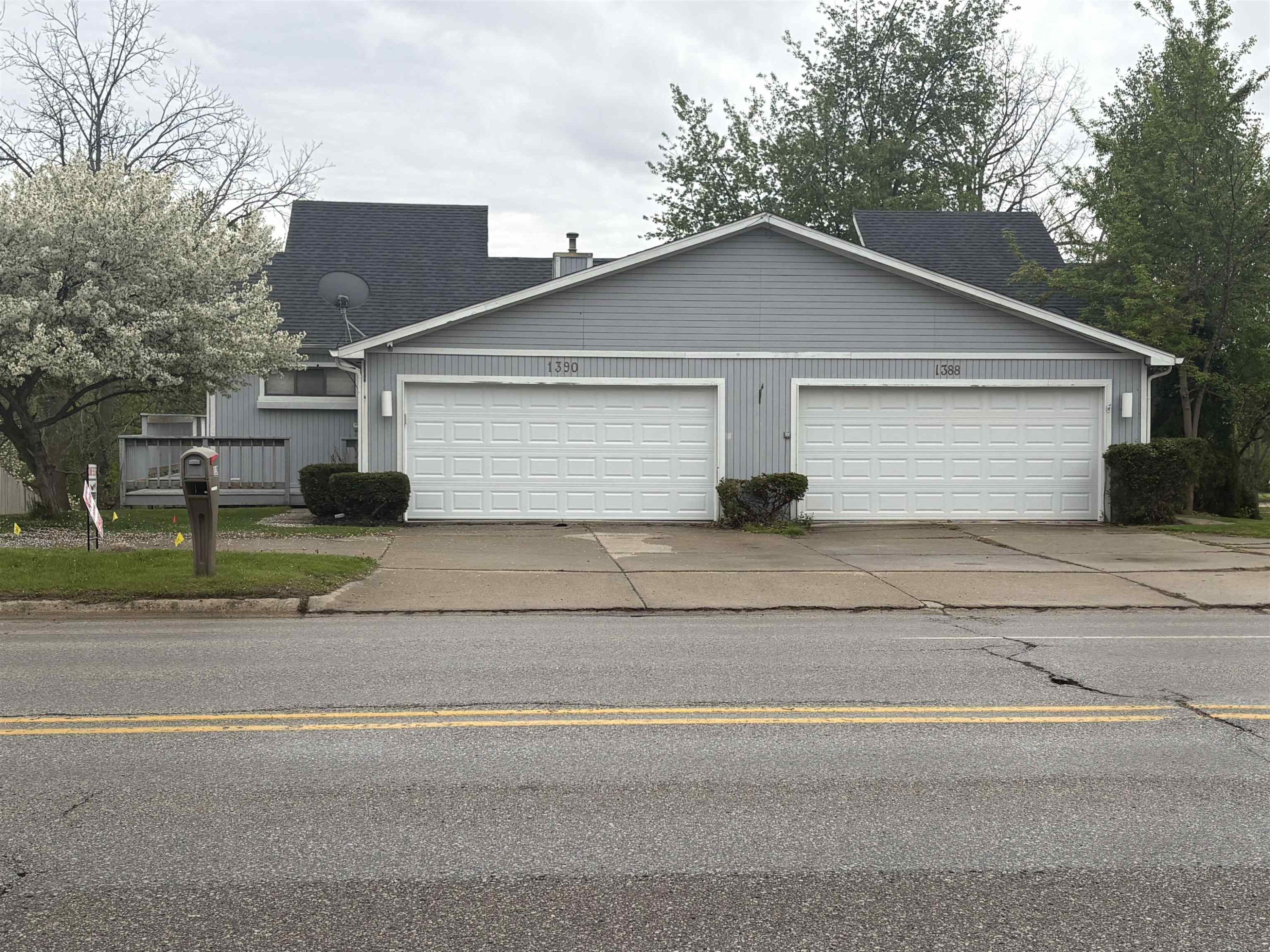 1390 Flushing Road, Flushing, MI 48433