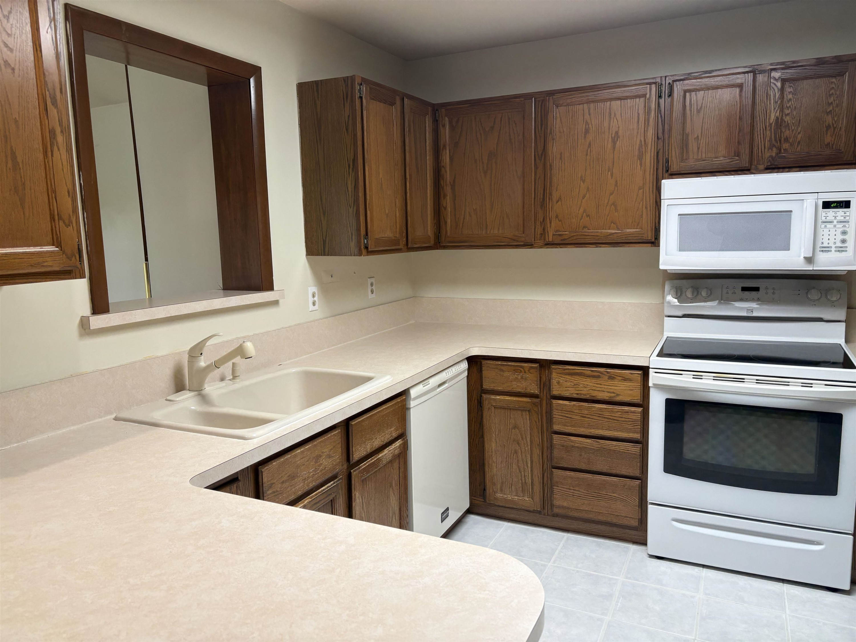 1390 Flushing Road, Flushing, MI 48433 — Photo 5