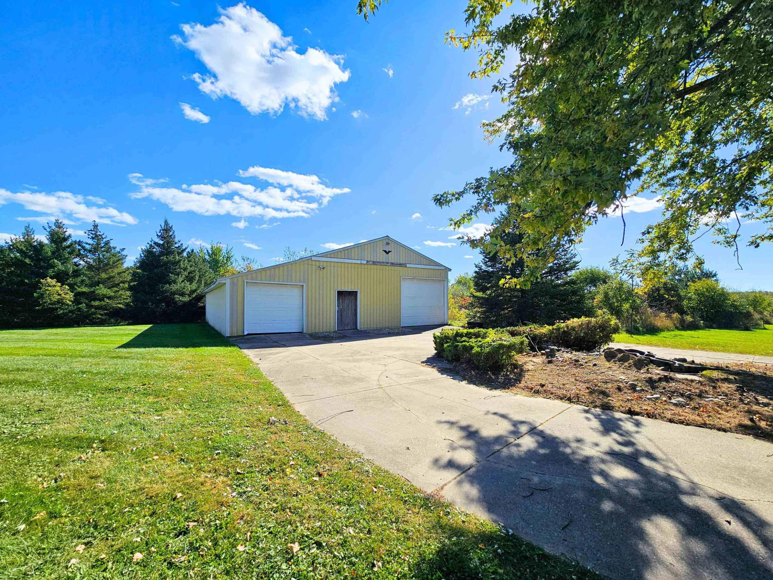 1143 W Wilson Road, Clio, MI 48420 — Photo 40