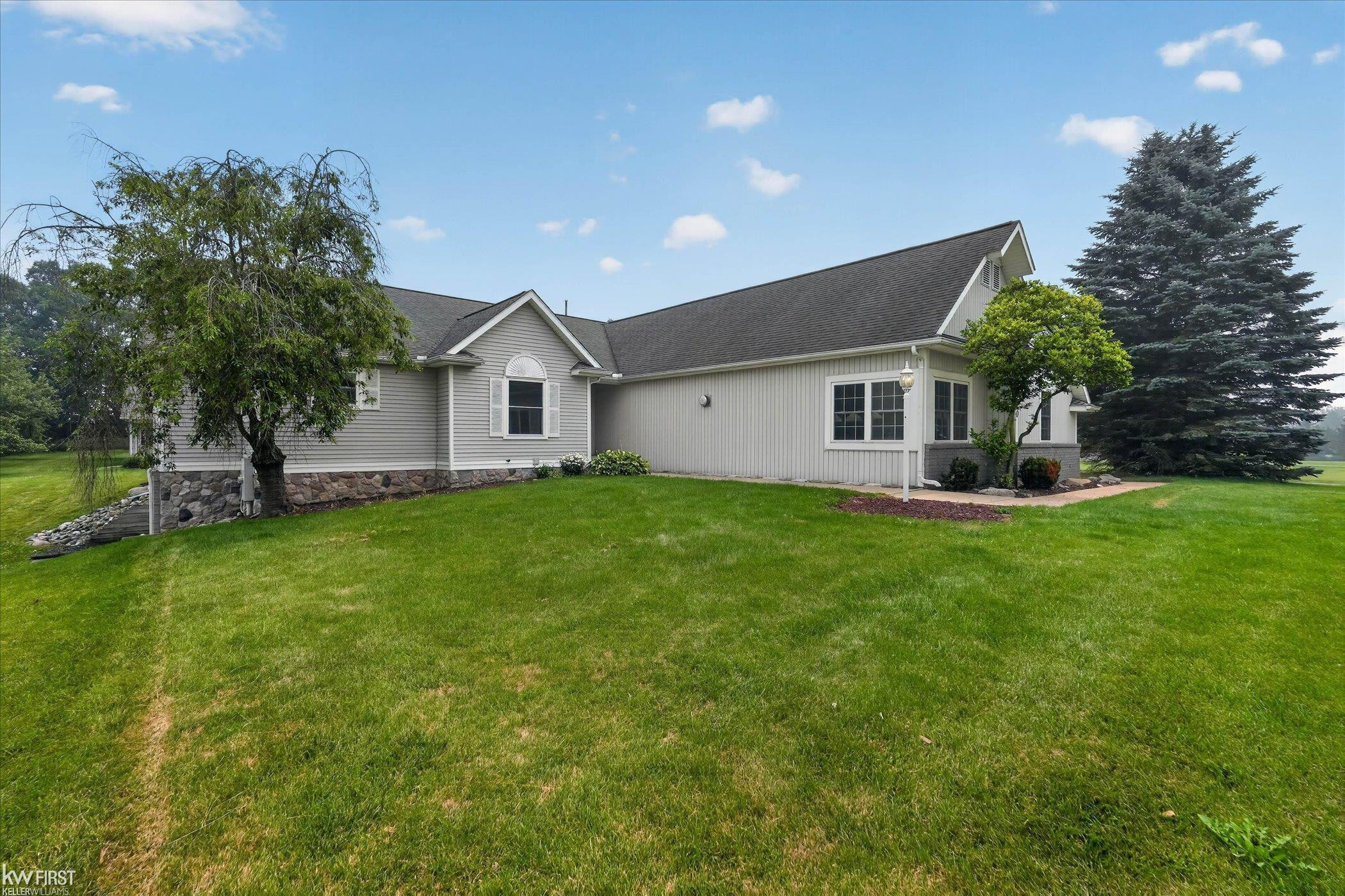 7110 Granger Drive, Howell, MI 48855 — Photo 9