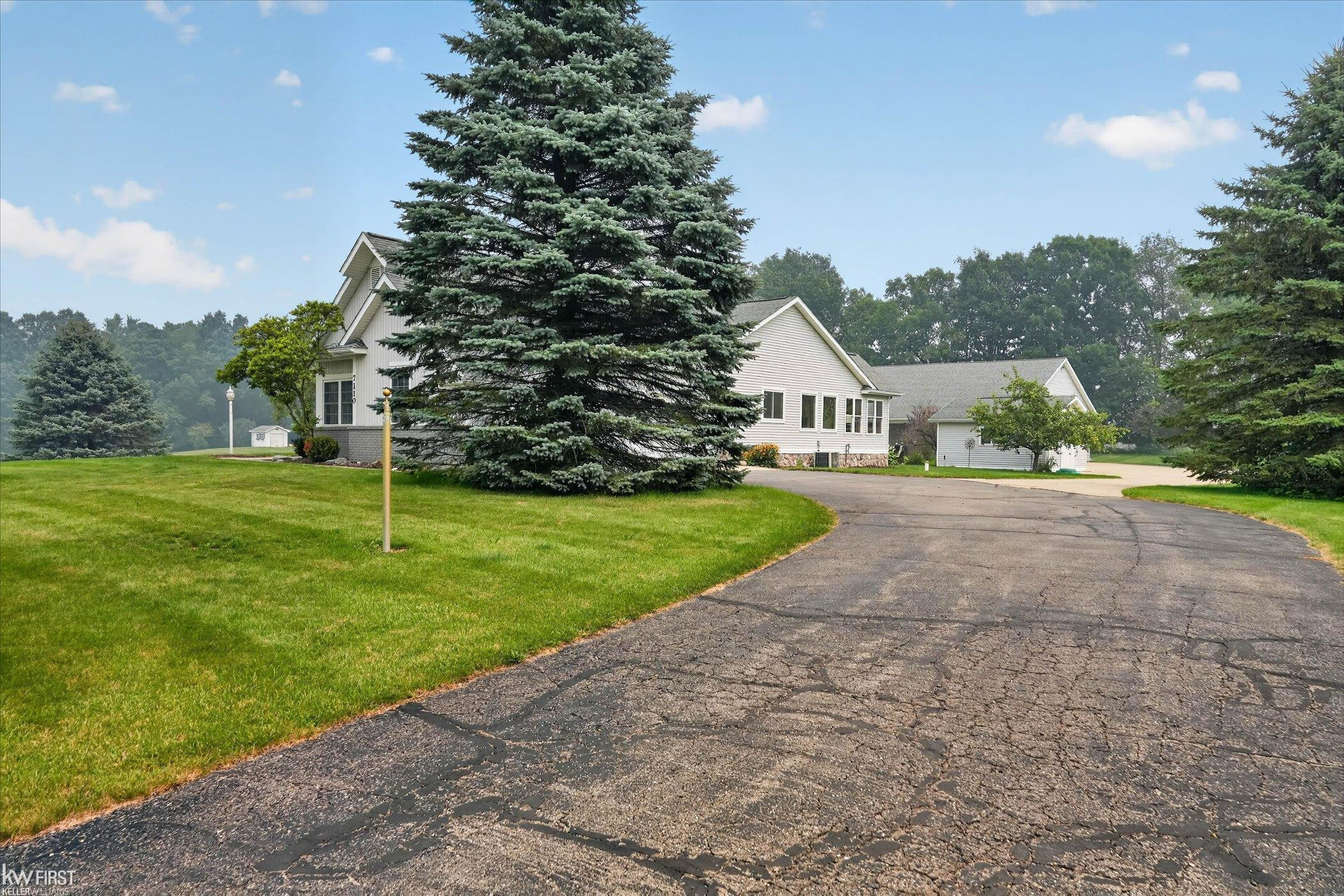 7110 Granger Drive, Howell, MI 48855 — Photo 73