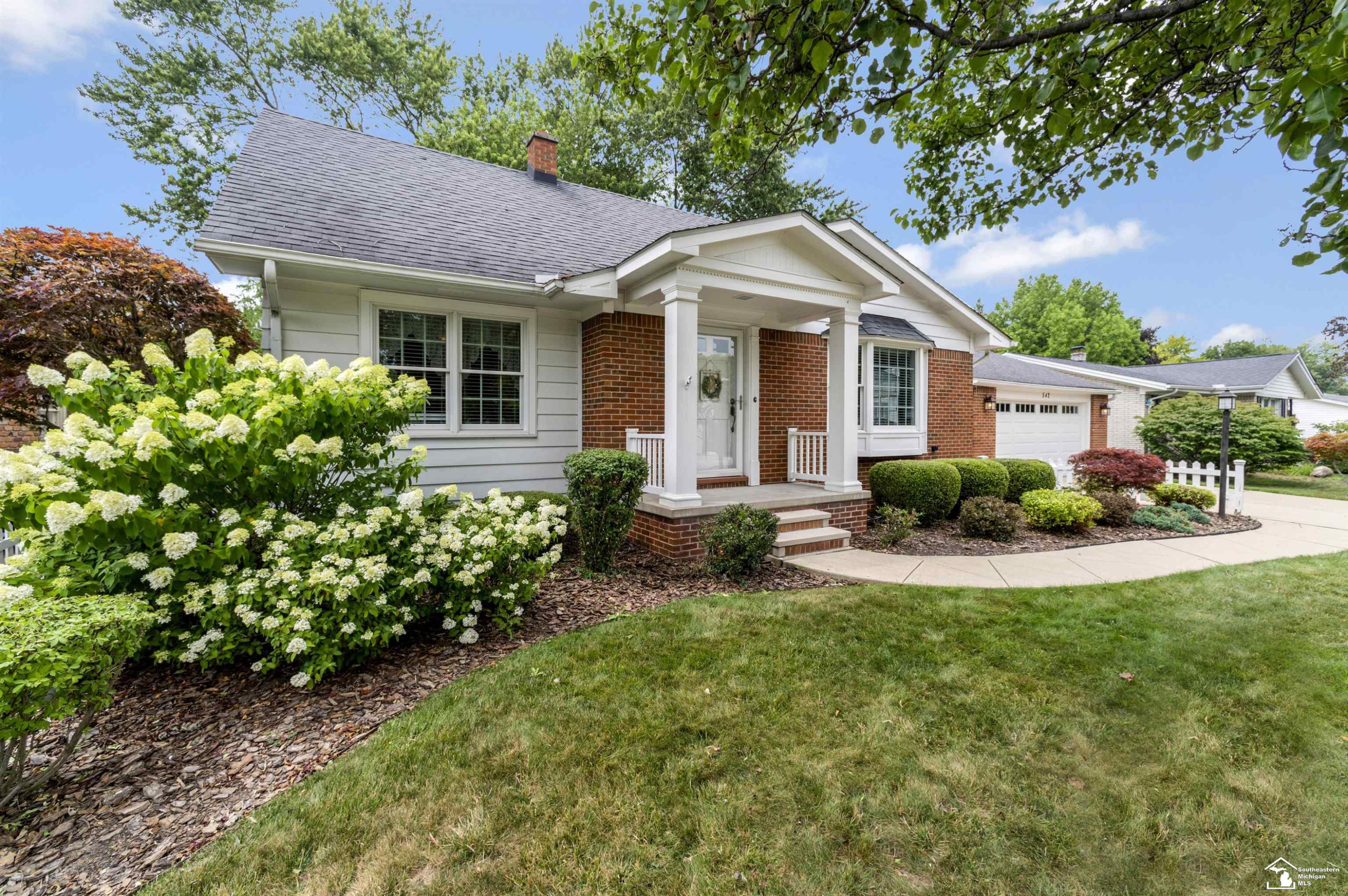 542 Fox Drive, Monroe, MI 48161