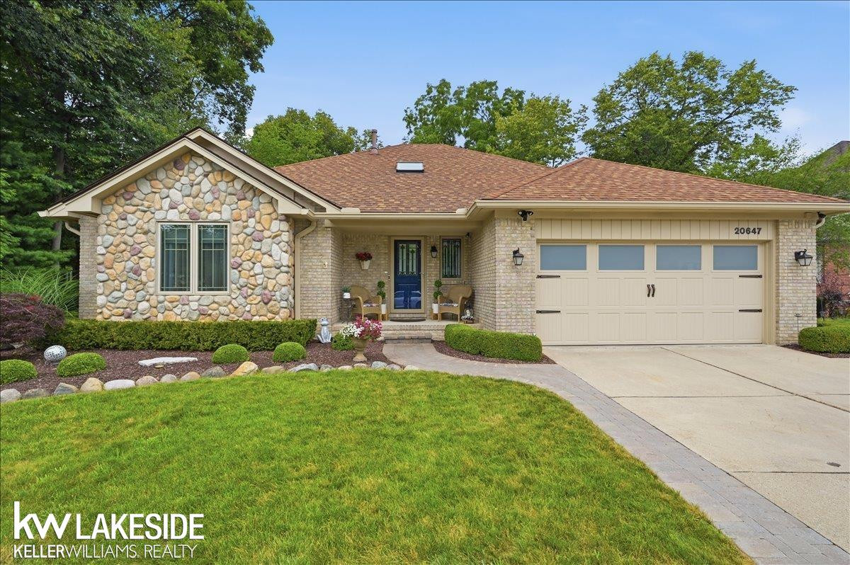 20647 PARKPLACE Lane, Clinton Twp, MI 48036 — Photo 2