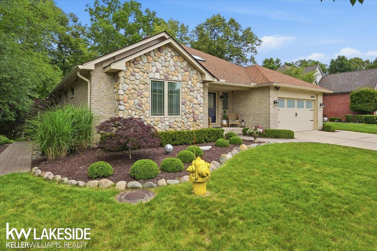 20647 PARKPLACE Lane, Clinton Twp, MI 48036 — Photo 3